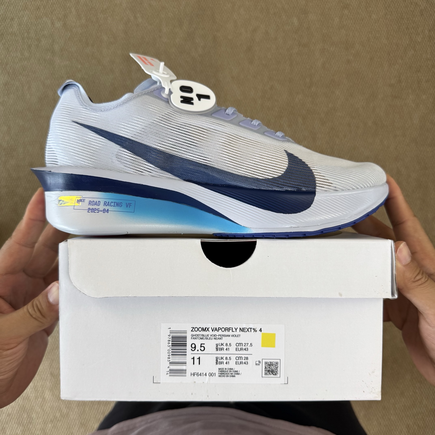  
市面最强品质！Streakfly 2 第1色！
Nike Streakfly 2 碳板短距离竞速专业