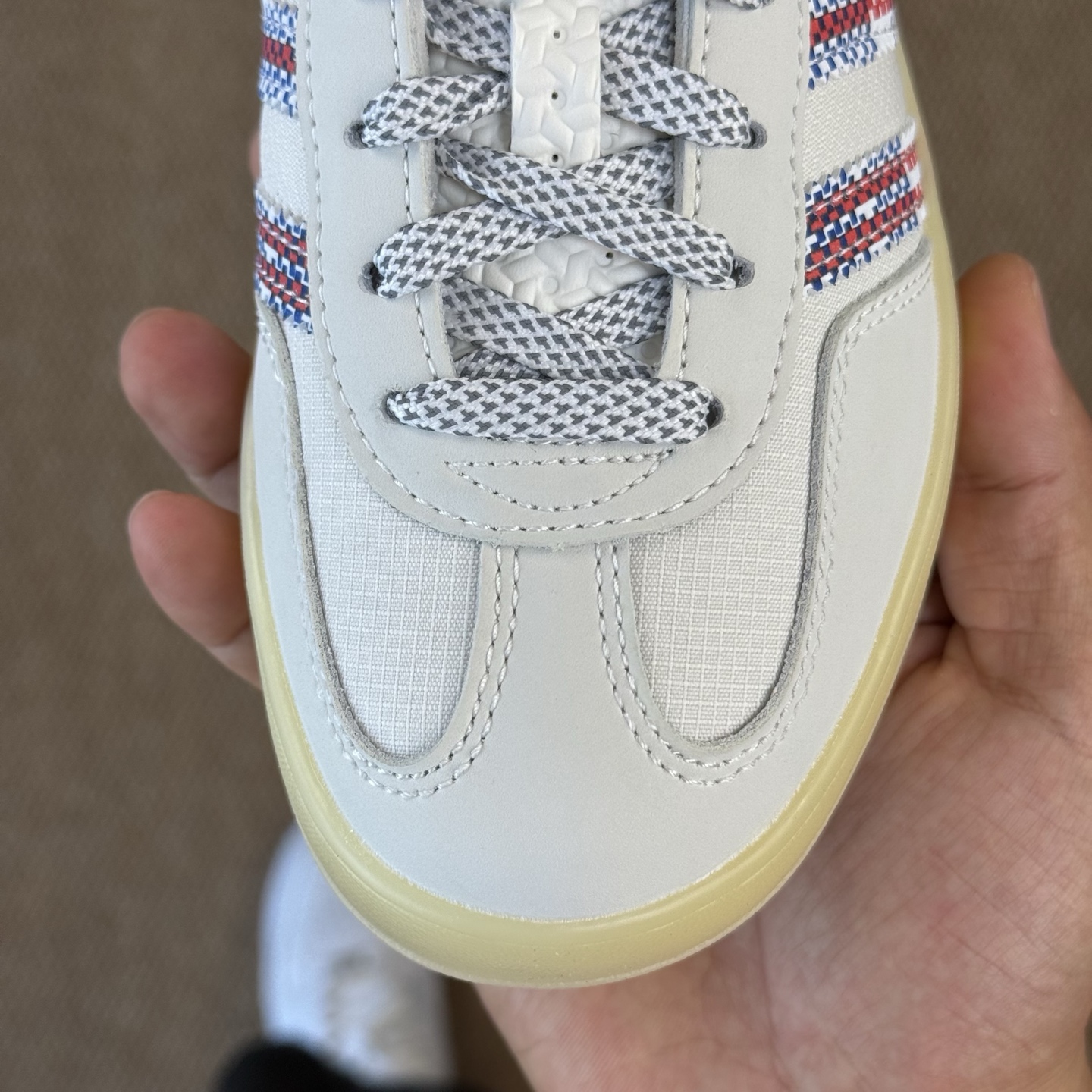  
XJ版 极致性价比！阿迪T字德训鞋：白色网布
Adidas/阿迪达斯 Gazelle 桑巴板鞋sam