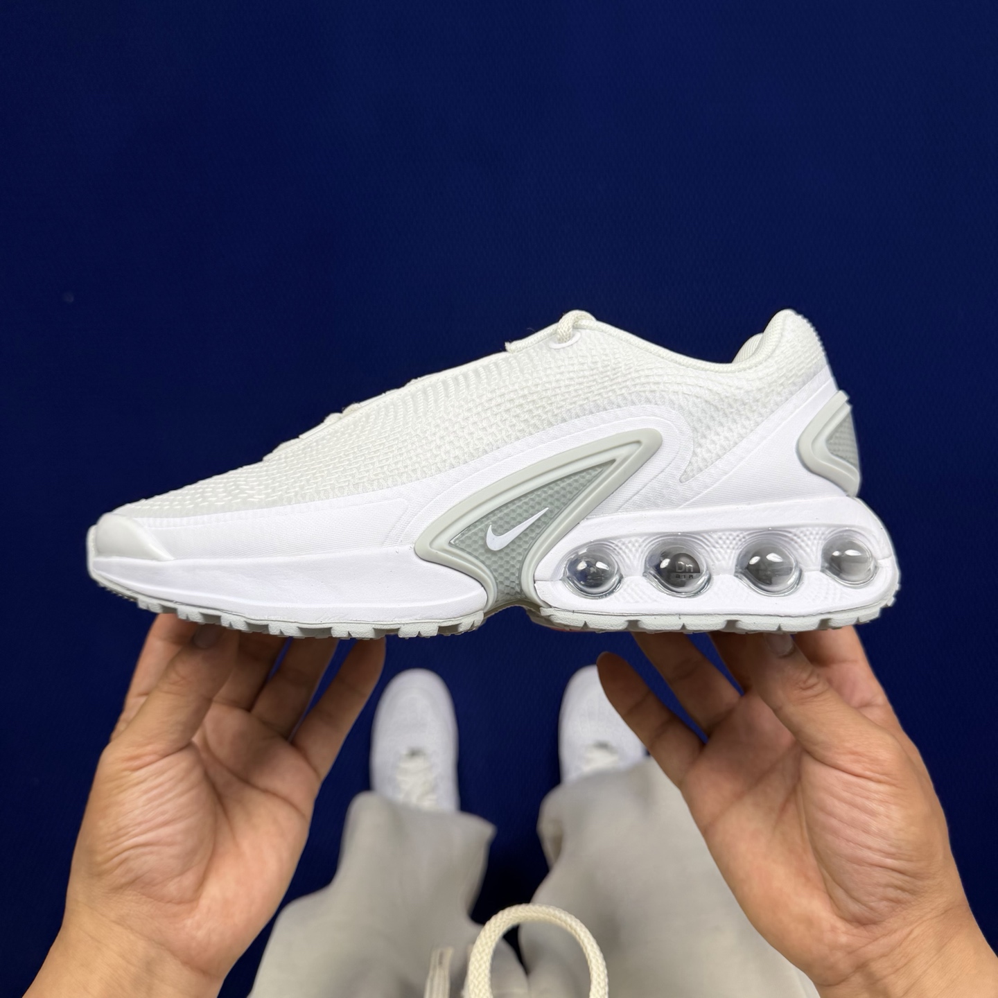 Nike Air Max Dn 气垫鞋 6色实体店尾单，纯原1:1品质顶中顶！货号：DV3337-101