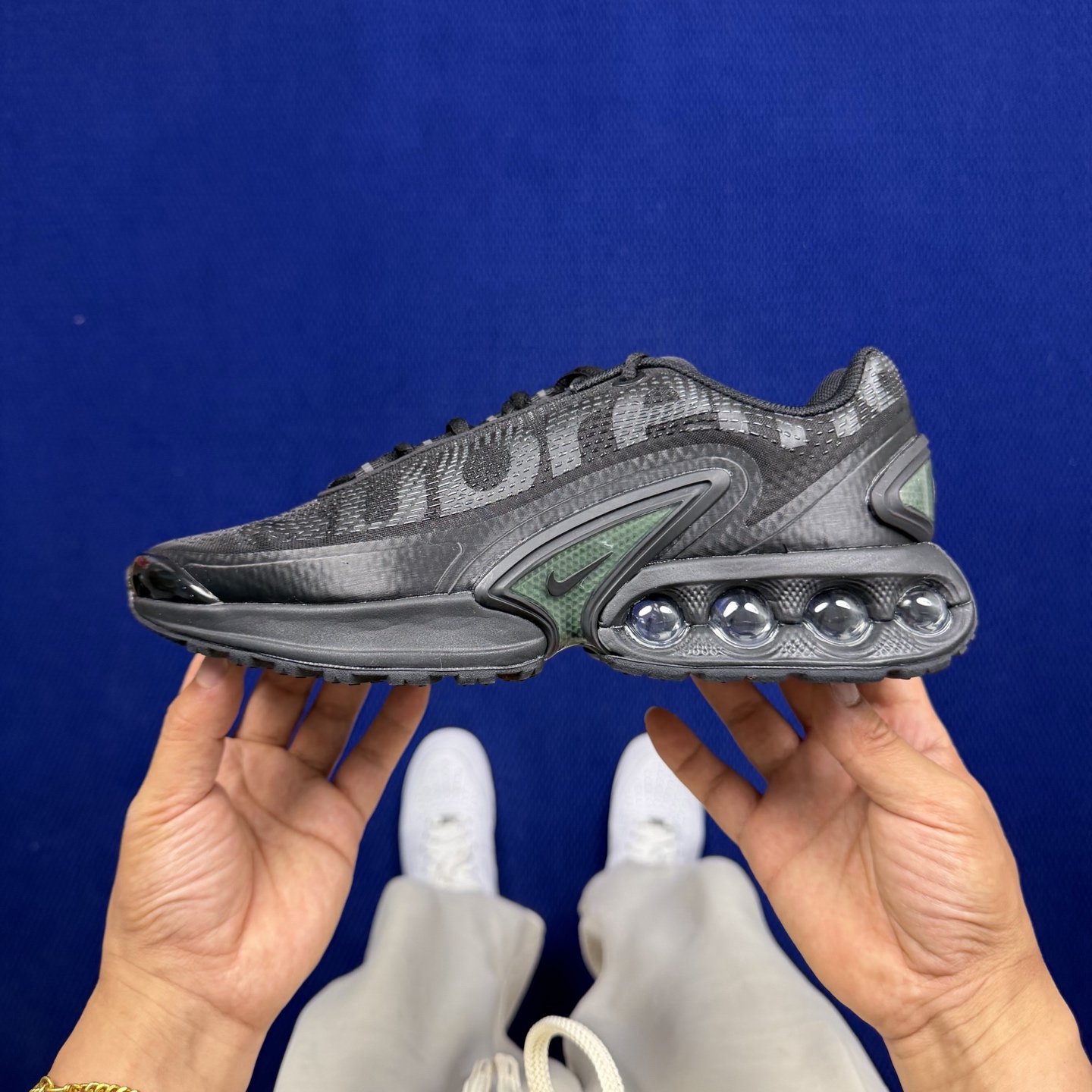Nike Air Max Dn 气垫鞋 6色实体店尾单，纯原1:1品质顶中顶！货号：FZ4044-001