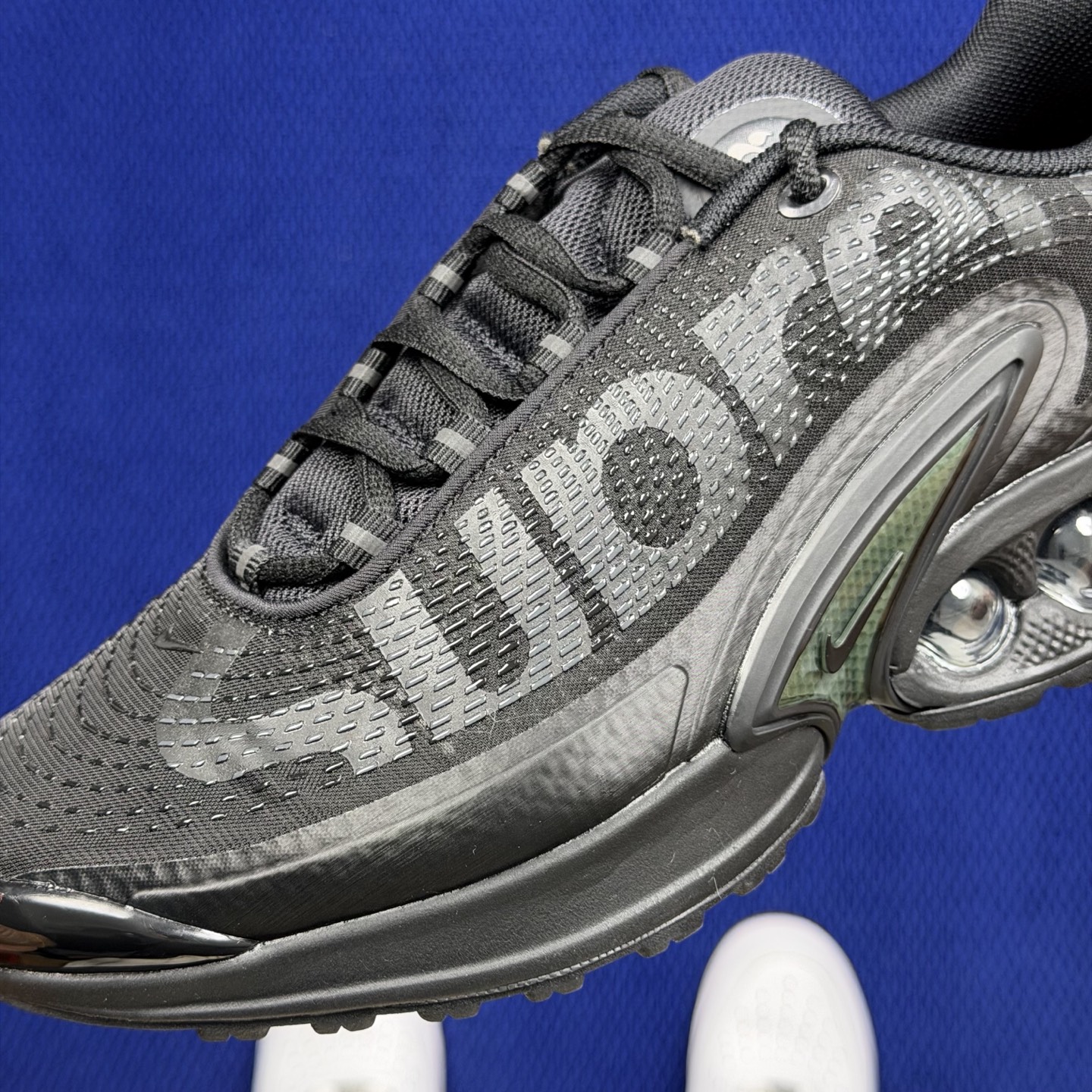 Nike Air Max Dn 气垫鞋 6色实体店尾单，纯原1:1品质顶中顶！货号：FZ4044-001