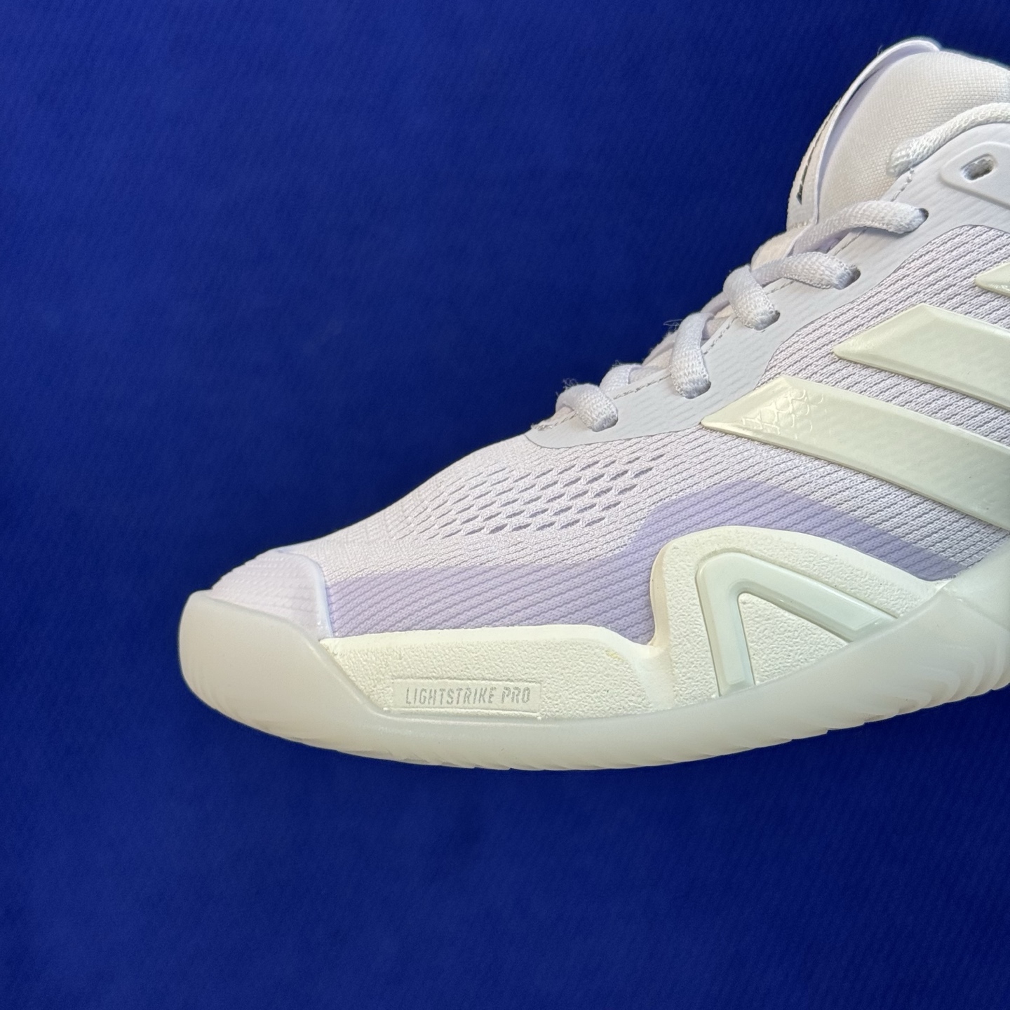 adidas BARRICADE 14 M 专业网球鞋 第3色:淡紫色 货号：KK4480 王欣瑜同款战靴，主打侧向支撑