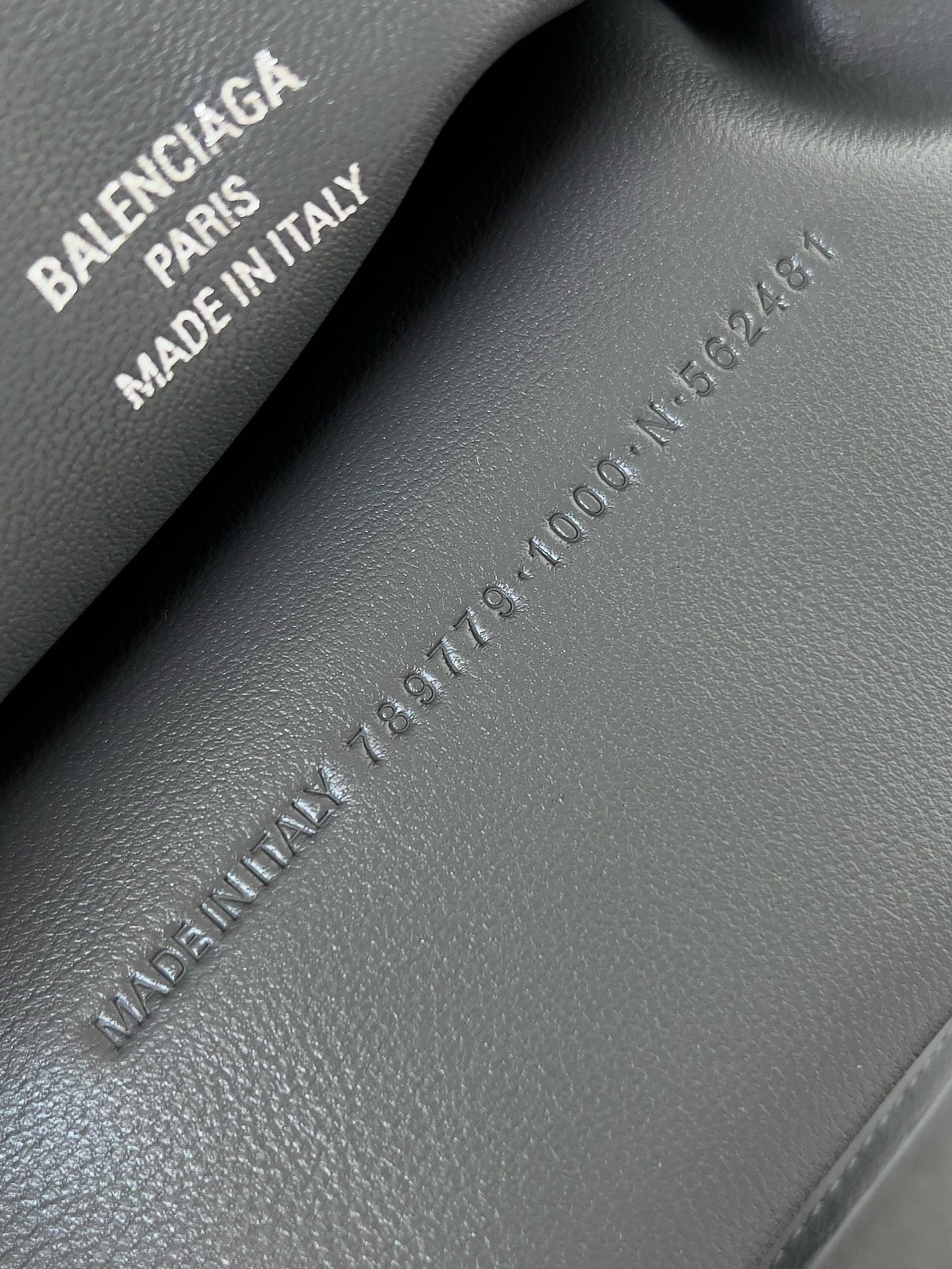 Balenciaga Rodeo Soft Large Grey Bag Designer Handbag, 28.9x20x9.9cm 9 i1717003421 2467 0