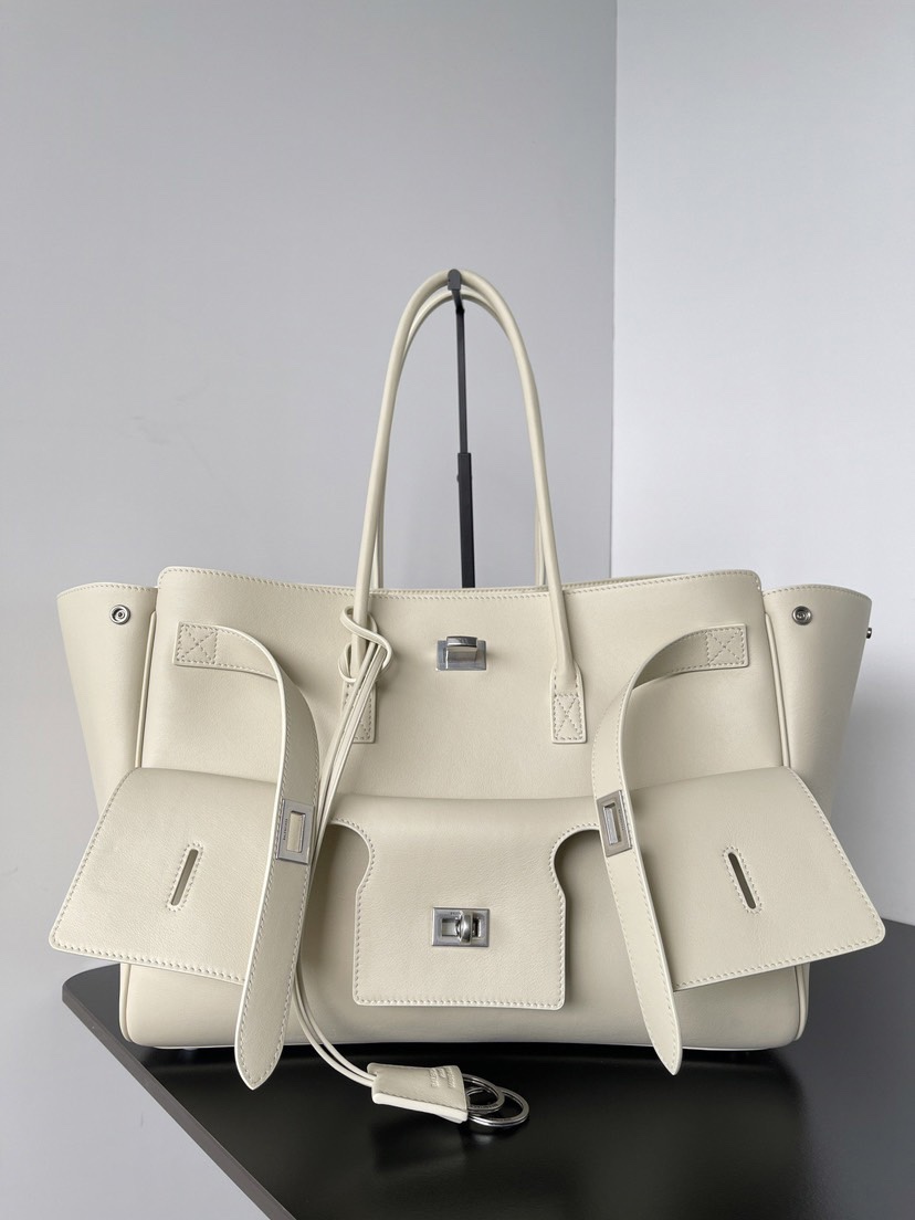 Balenciaga Bel Air smooth calfskin Nappa lambskin square turn-lock handbag