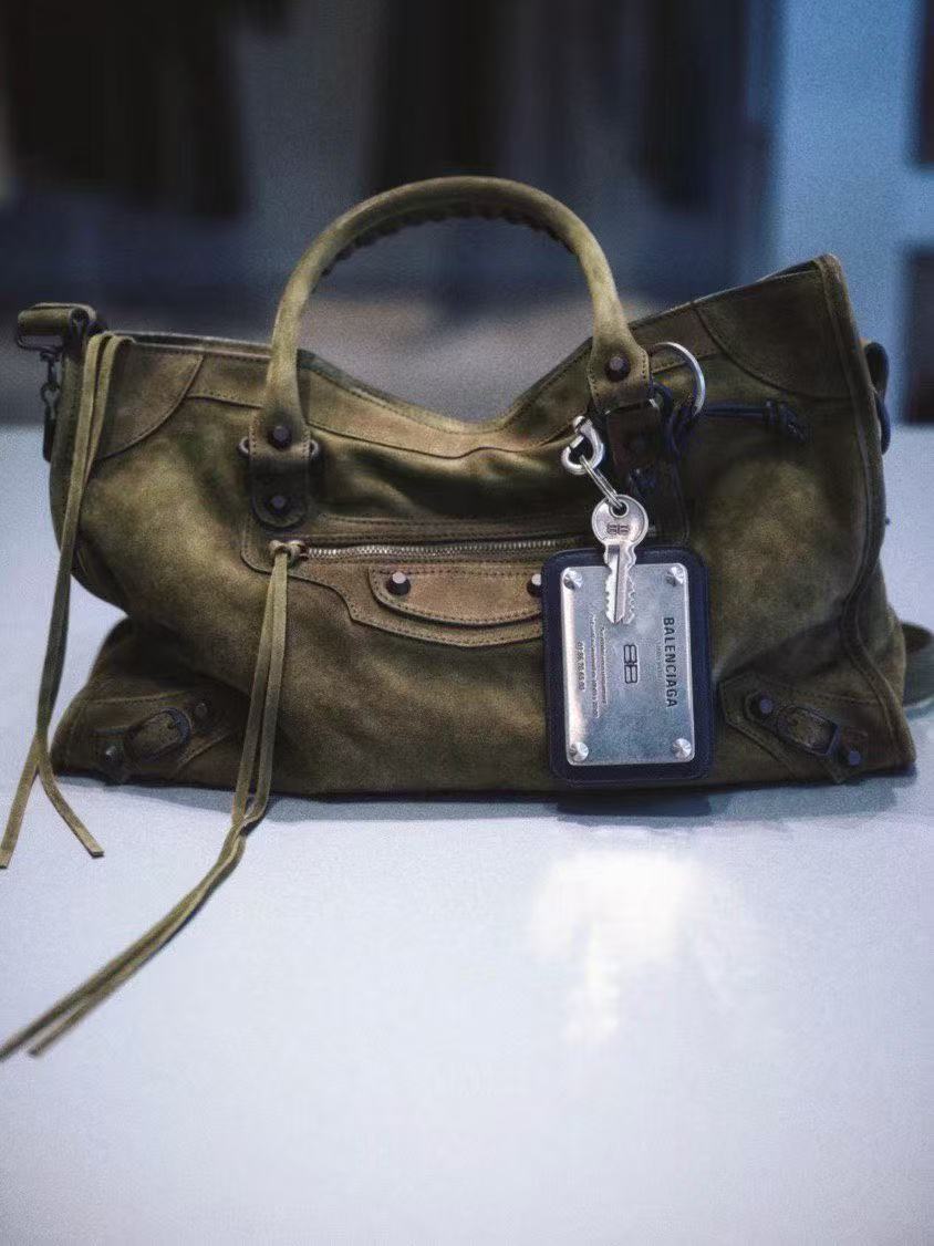 机车包是彻底翻红啦啦啦