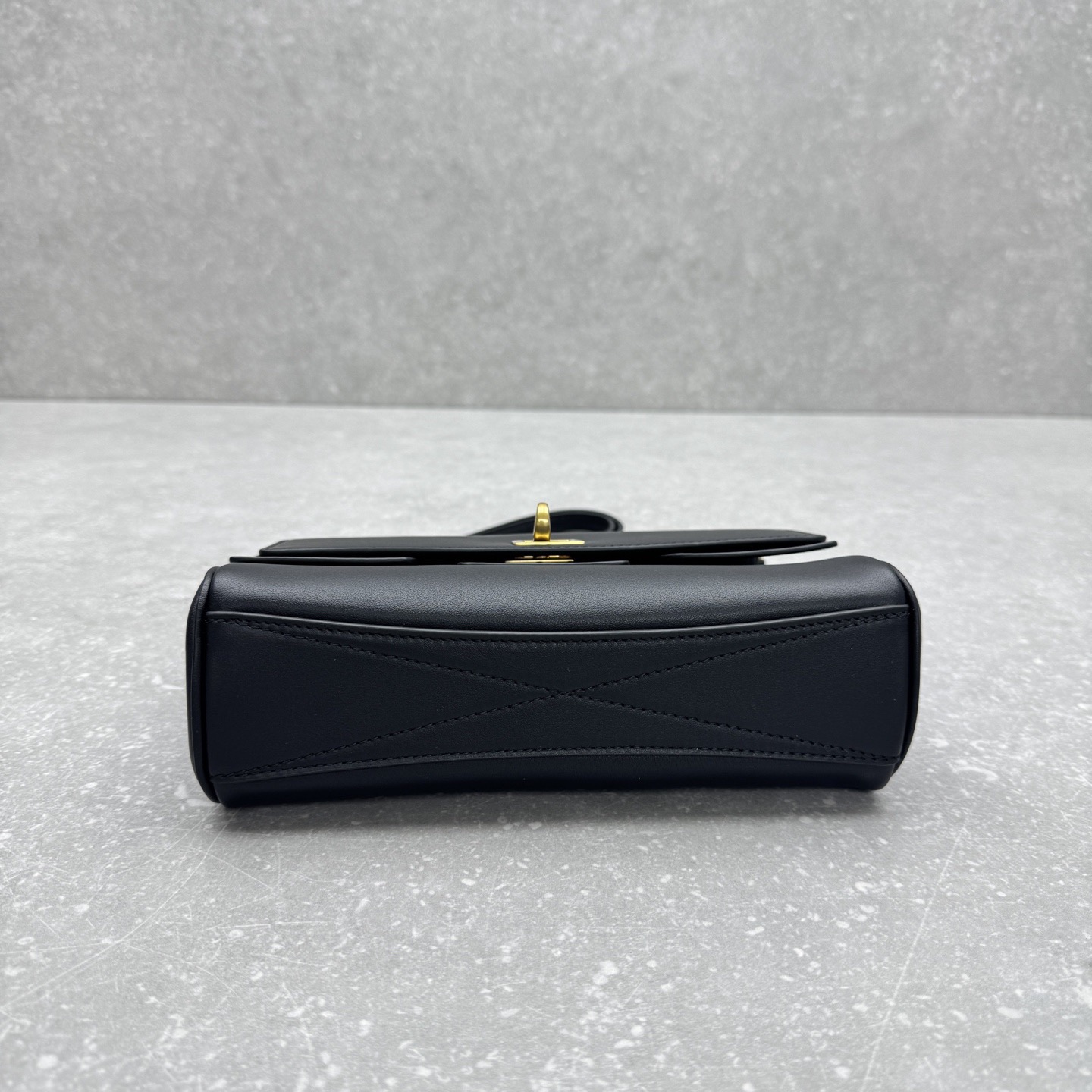 Balenciaga Style Black Leather Crossbody Bag style reference detail image 4 from source 776289