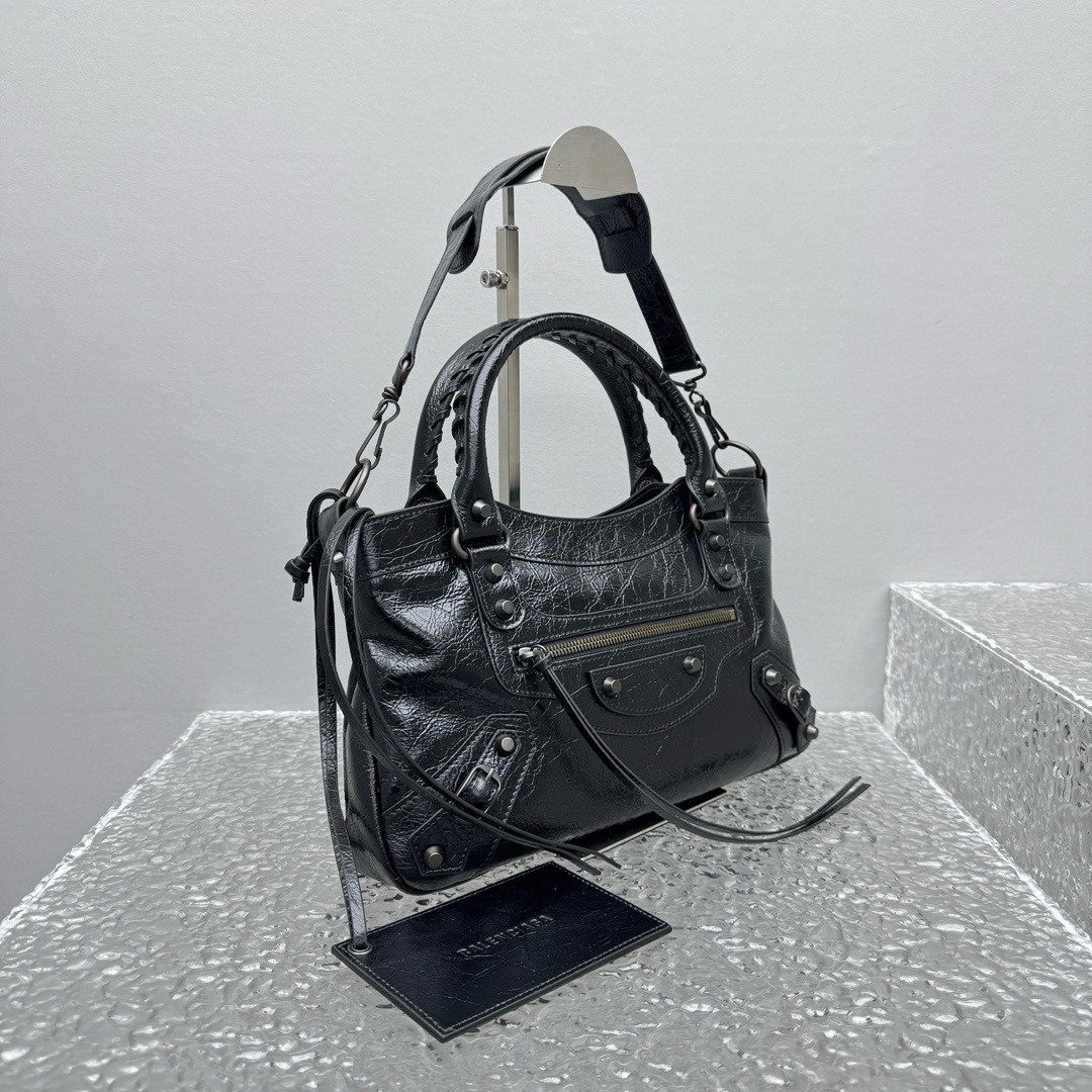 Balenciaga Style Black Top Handle Bag style reference detail image 3 from source 776279