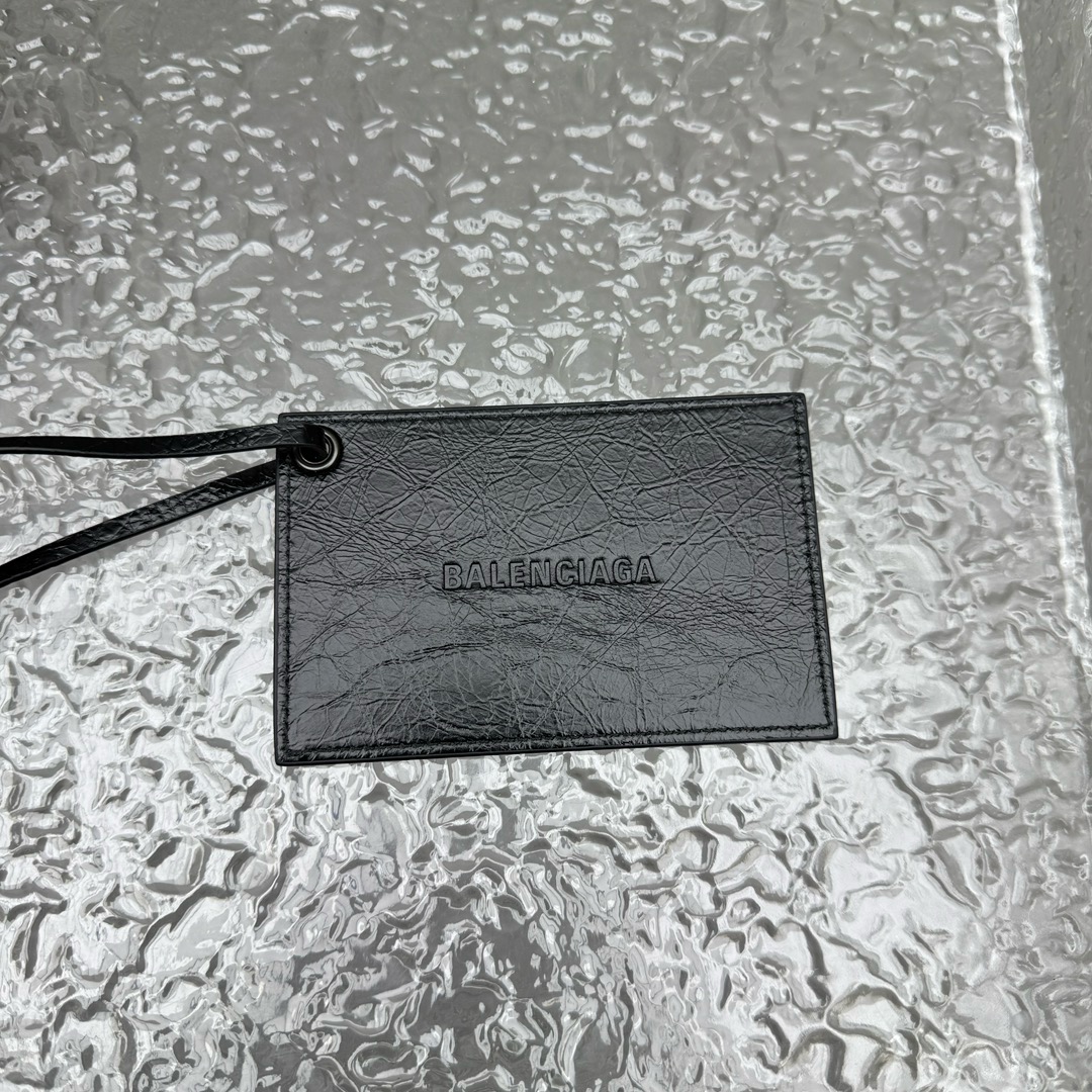 Balenciaga Style Black Top Handle Bag style reference detail image 8 from source 776279