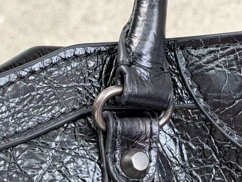 Balenciaga Style Black Leather Tote Bag style reference detail image 8 from source 776286