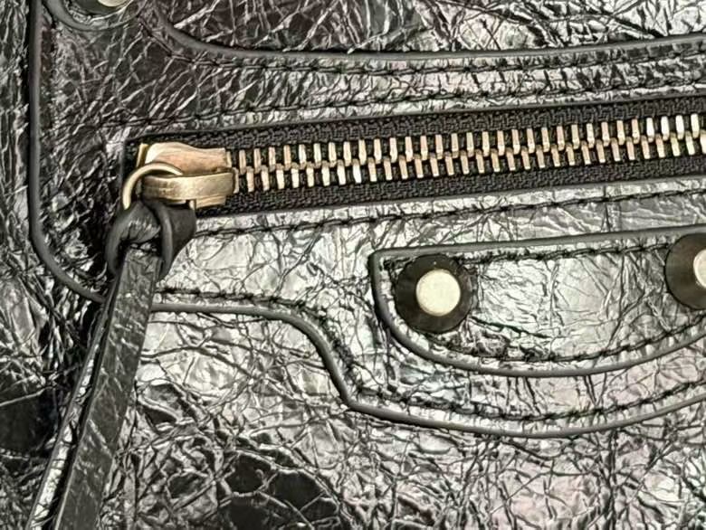 Balenciaga Style Black Leather Tote Bag style reference detail image 6 from source 776286
