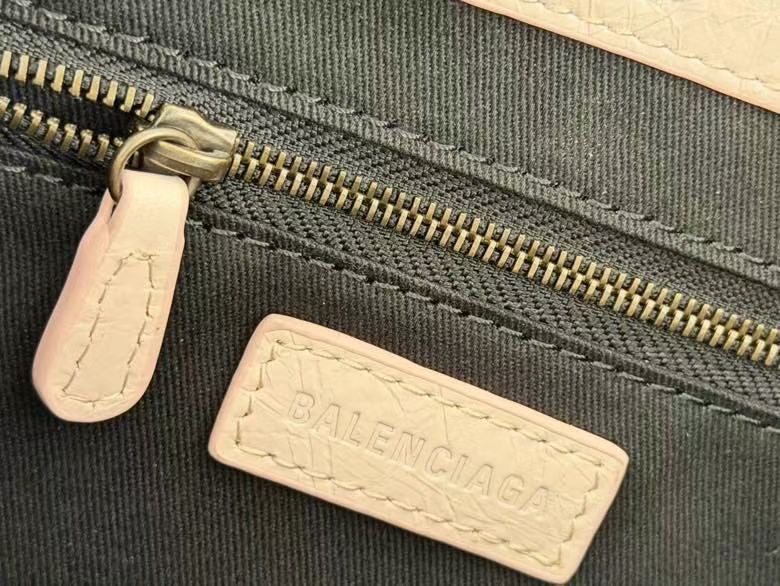 Balenciaga Style Pink Leather Tote Bag style reference detail image 8 from source 776287