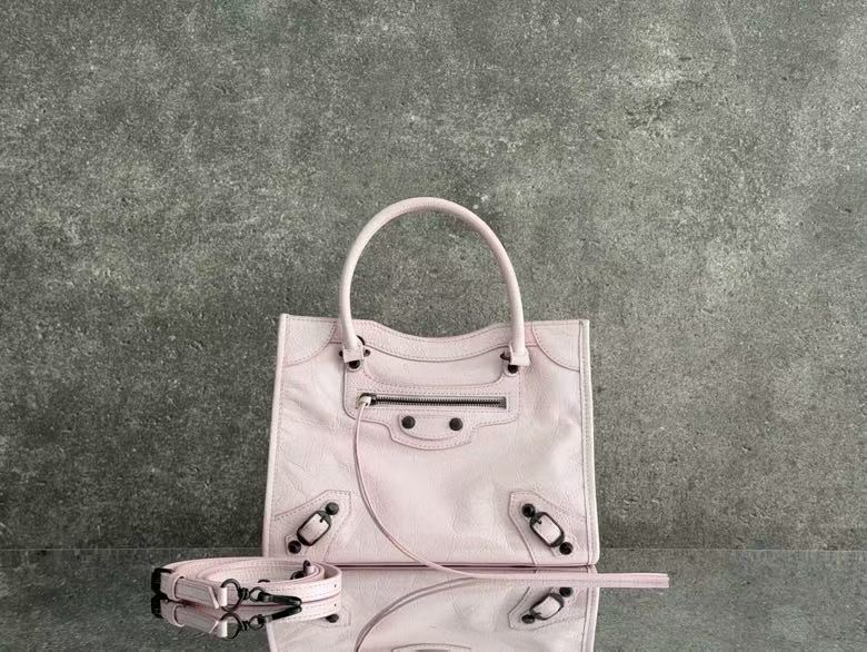Balenciaga Style Pink Leather Tote Bag style reference detail image 1 from source 776287