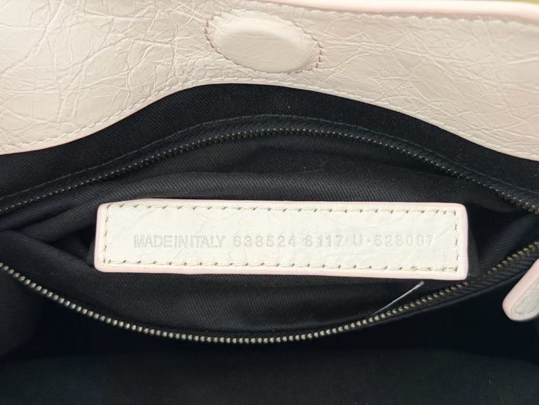 Balenciaga Style Pink Leather Tote Bag style reference detail image 9 from source 776287