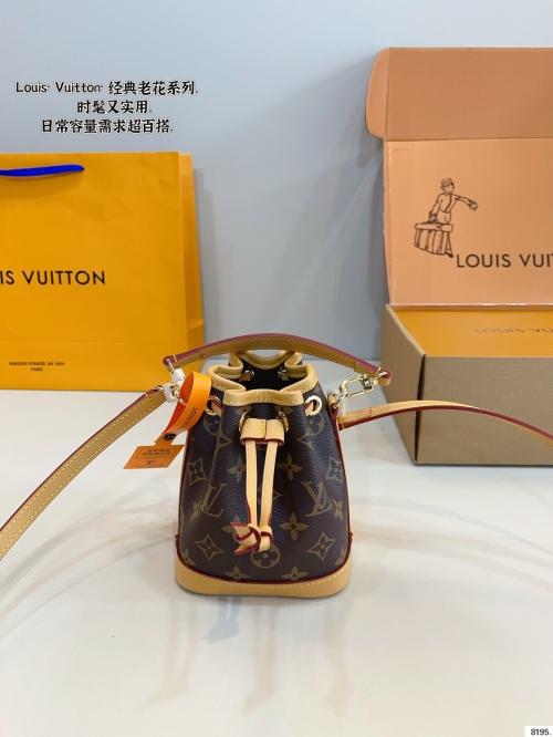 Louis Vuitton Nano Noé : L'iconique Sac Seau en Toile Monogram, Compact et Élégant 1 Louis Vuitton Nano Noé : L'iconique Sac Seau en Toile Monogram, Compact et Élégant