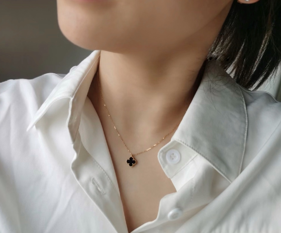 Van Cleef & Arpels Vca迷你单花手链项链