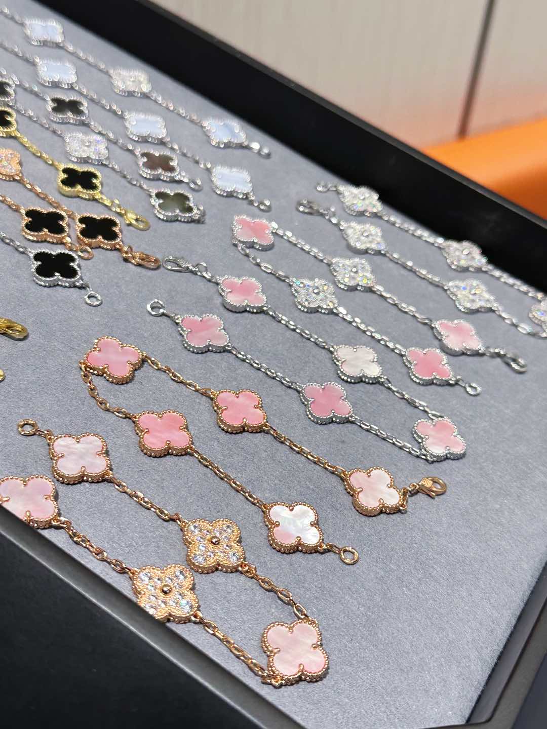 Van Cleef & Arpels vca五花手链部分集 图