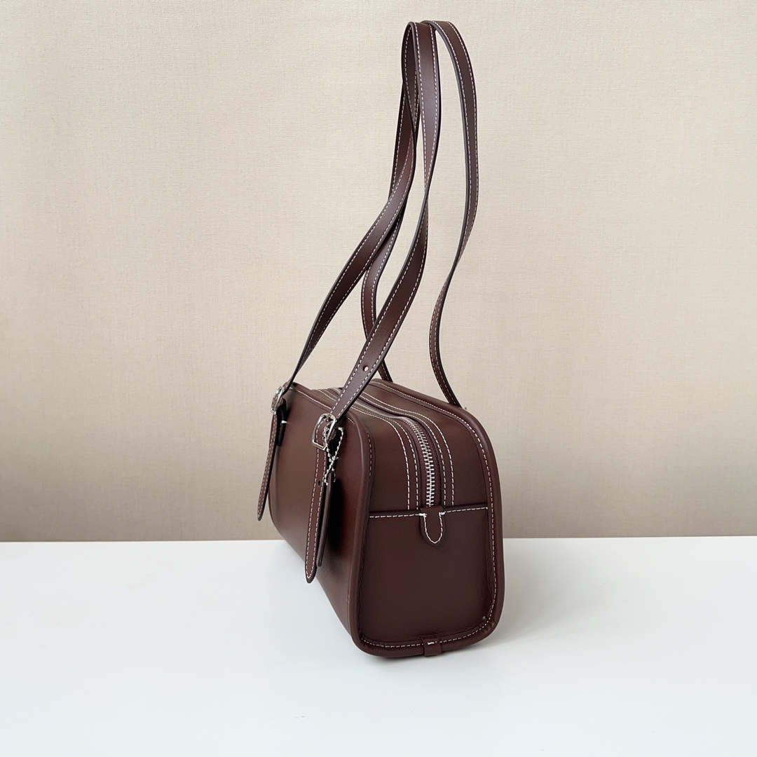 CM580 Swing Zip手袋 - 最新配色の洗練されたデザイン