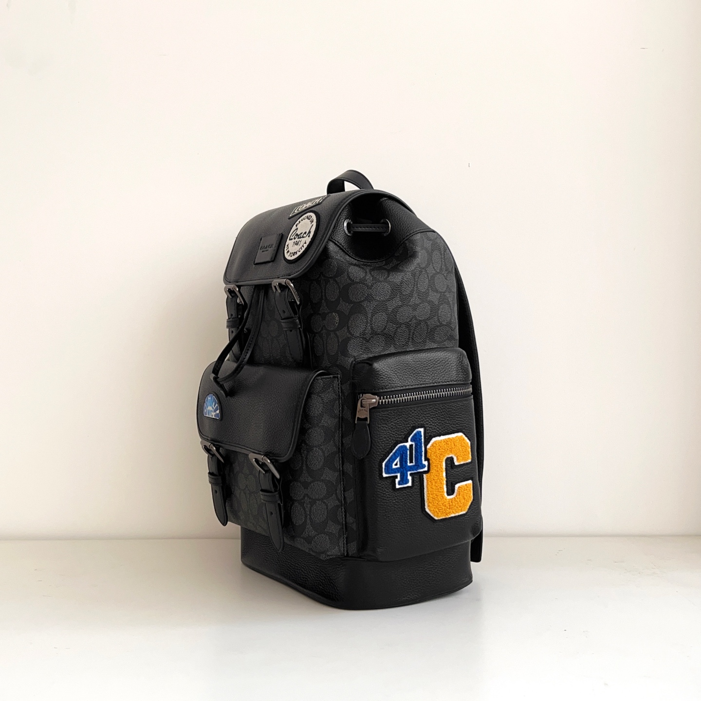 Coach 蔻家 双肩背包 新品CY818 Sprint 标志此款包采用的是牛皮革配织物内置拉链袋手机袋多功能袋内置数码产品袋拉绳和快速扣开合 织物衬里垂直长度8