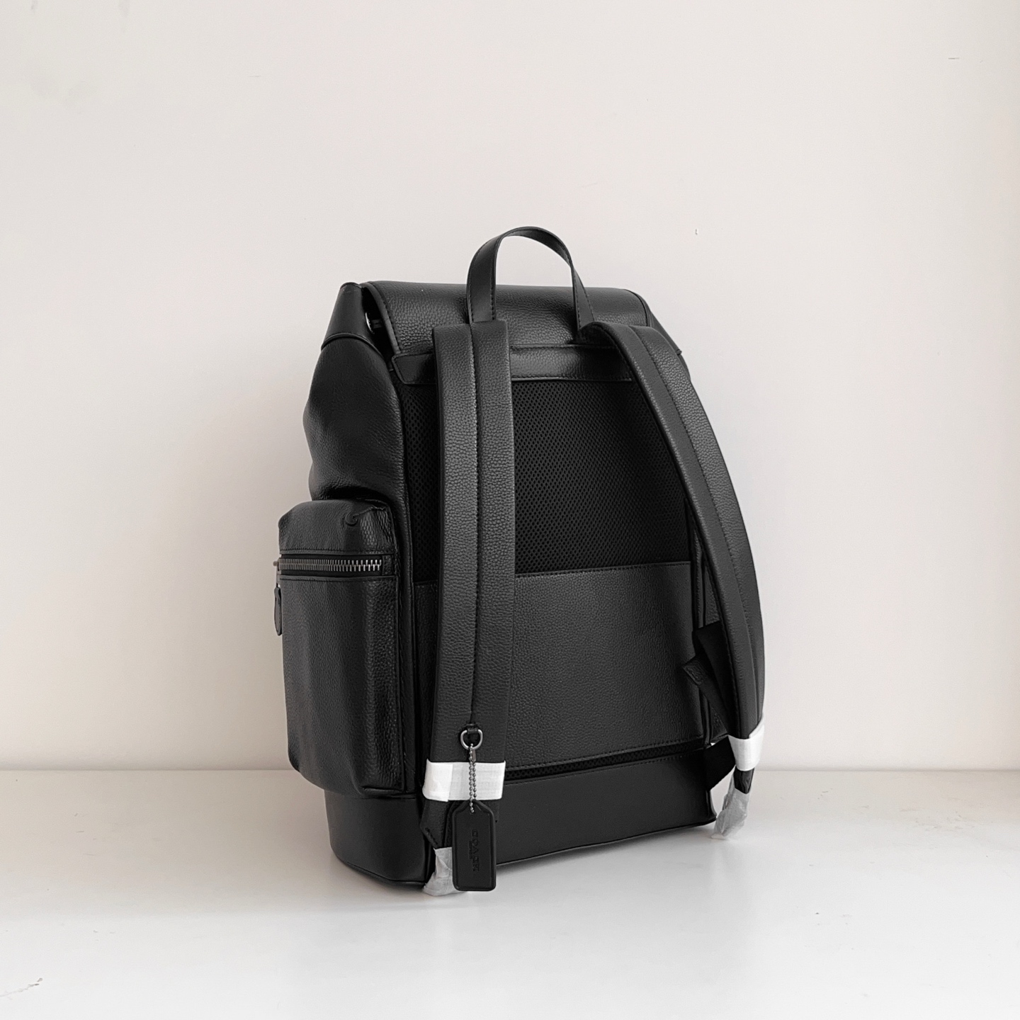 Coach 蔻家 男士背包 新品CT015 Sprint 标志此款包采用的是牛皮革配织物内置拉链袋手机袋多功能袋内置数码产品袋拉绳和快速扣开合 织物衬里垂直长度8