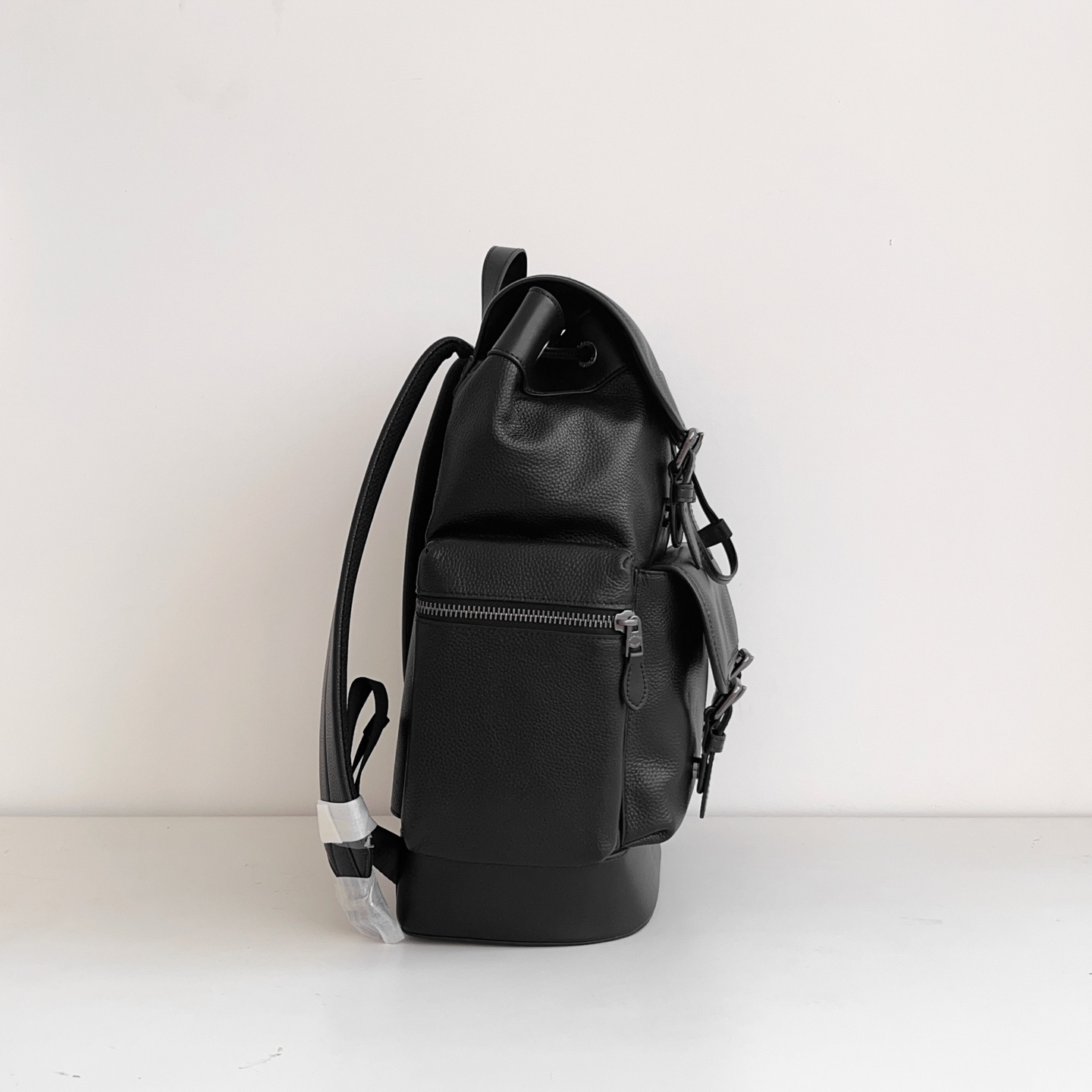 Coach 蔻家 男士背包 新品CT015 Sprint 标志此款包采用的是牛皮革配织物内置拉链袋手机袋多功能袋内置数码产品袋拉绳和快速扣开合 织物衬里垂直长度8