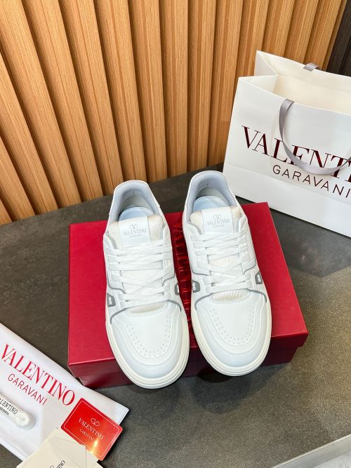 Valentino One Stud Sneakers: Luxurious Comfort & Style for Couples 1 Valentino One Stud Sneakers: Luxurious Comfort & Style for Couples