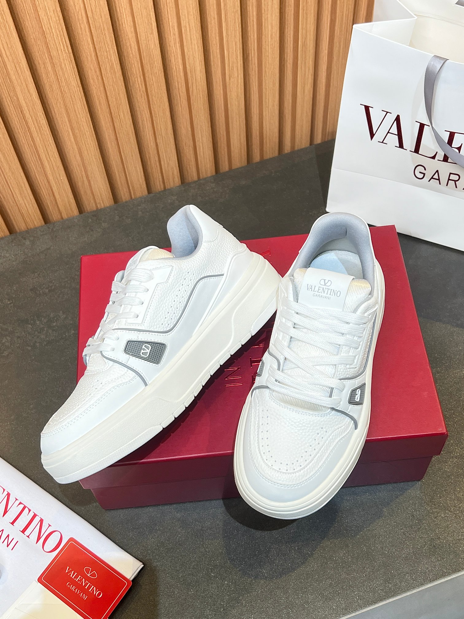 Valentino One Stud Leather Sneakers White, Comfortable, and Stylish Shoes 5 a1740212636376 3423
