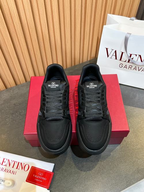Valentino One Stud Couple Sneakers 2025 - Leather, Comfortable, Stylish 1 Valentino One Stud Couple Sneakers 2025 - Leather, Comfortable, Stylish