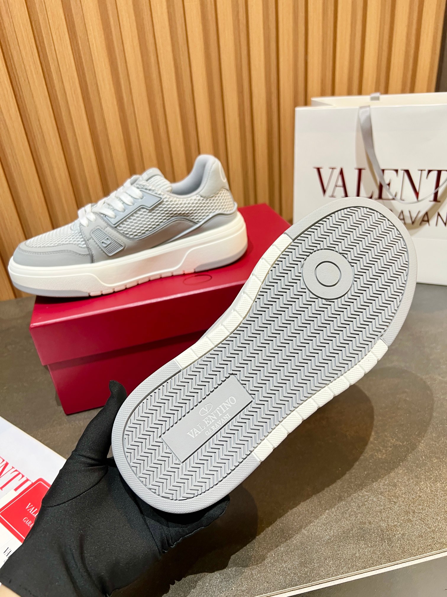 Valentino One Stud Sneakers - Luxury Couple Style, Comfortable & Breathable 9 a1746604739688 5760