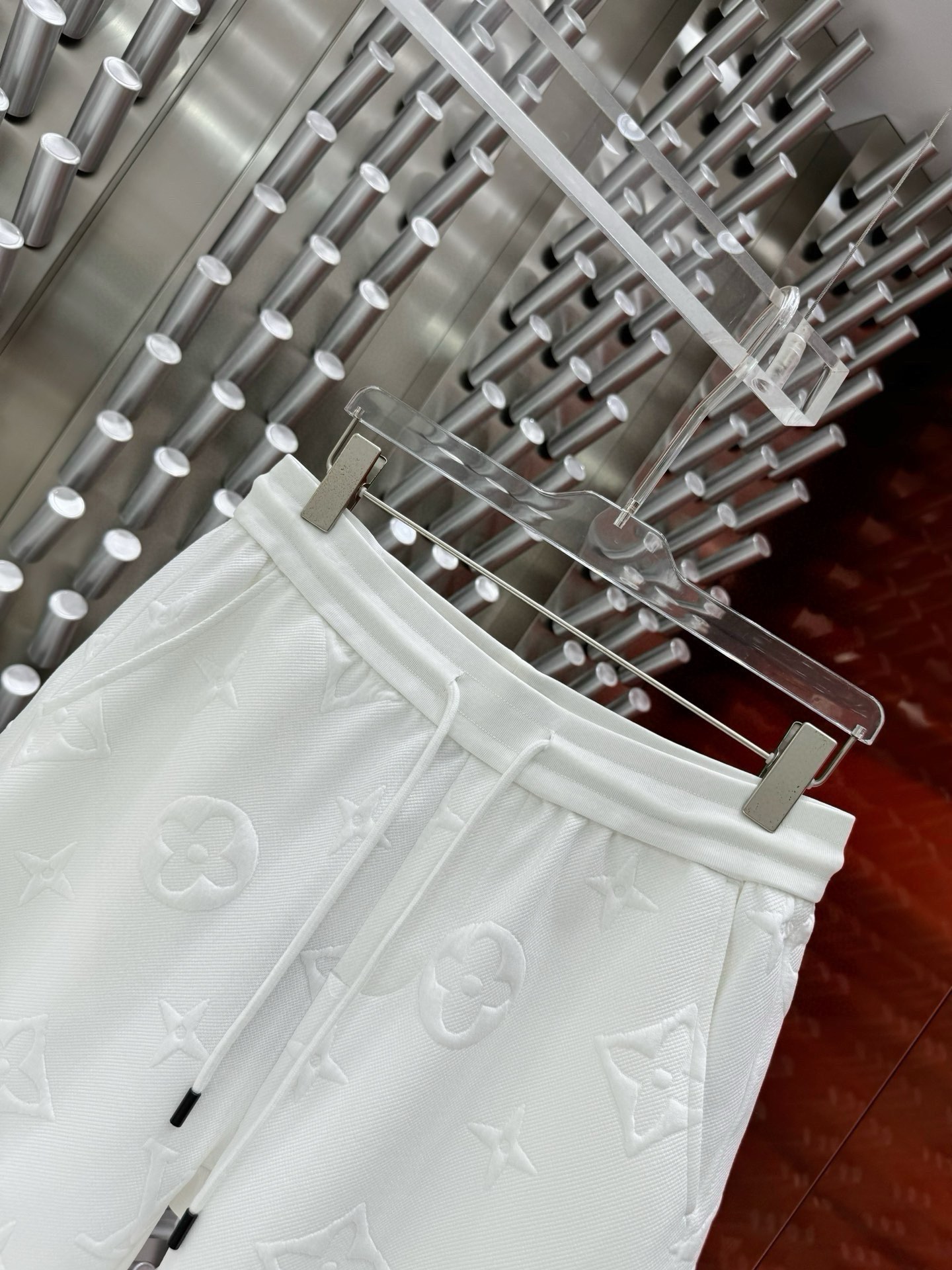 Louis Vuitton Vidal 2024 Collection: Heavy Oxen Fabric Boxer Shorts for Gender Equality - 图片 2