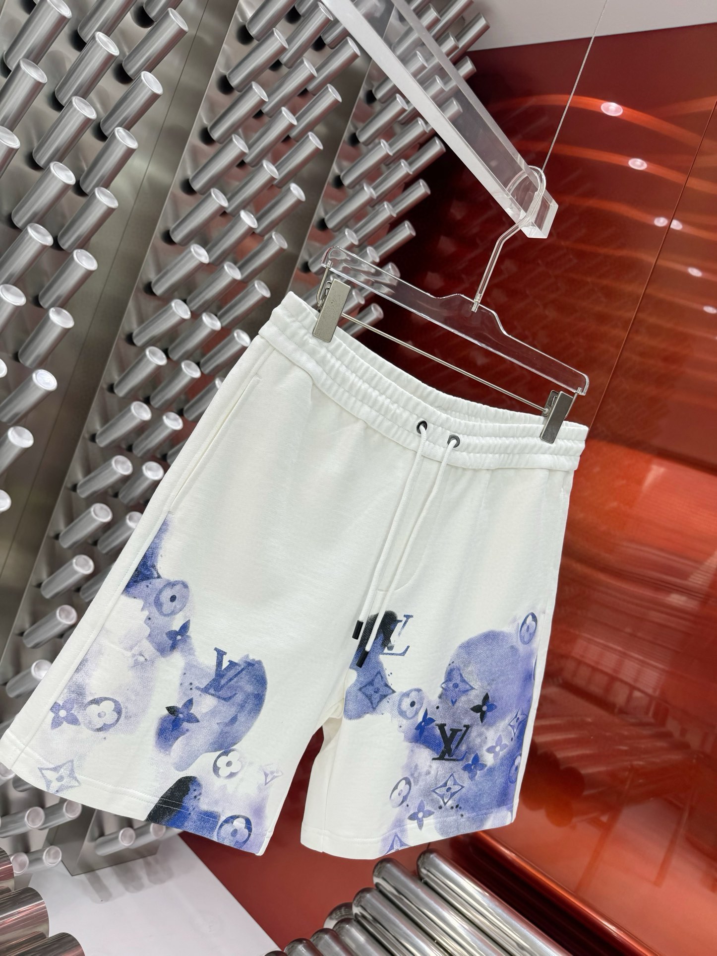 Louis Vuitton Vidal 2024 Boxing Shorts: Heavy Oxen Fabric, Gender-Neutral, Black & White Options - 图片 7