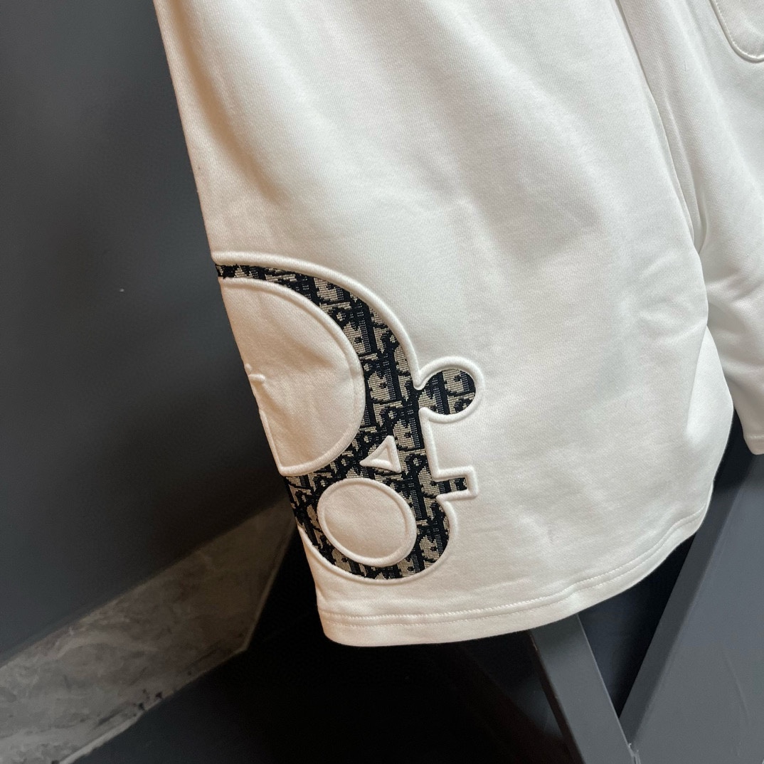 DIOR Dior 2024s: Heavy Oxen Fabric Shorts for Gender Equality in Black and White - 图片 8