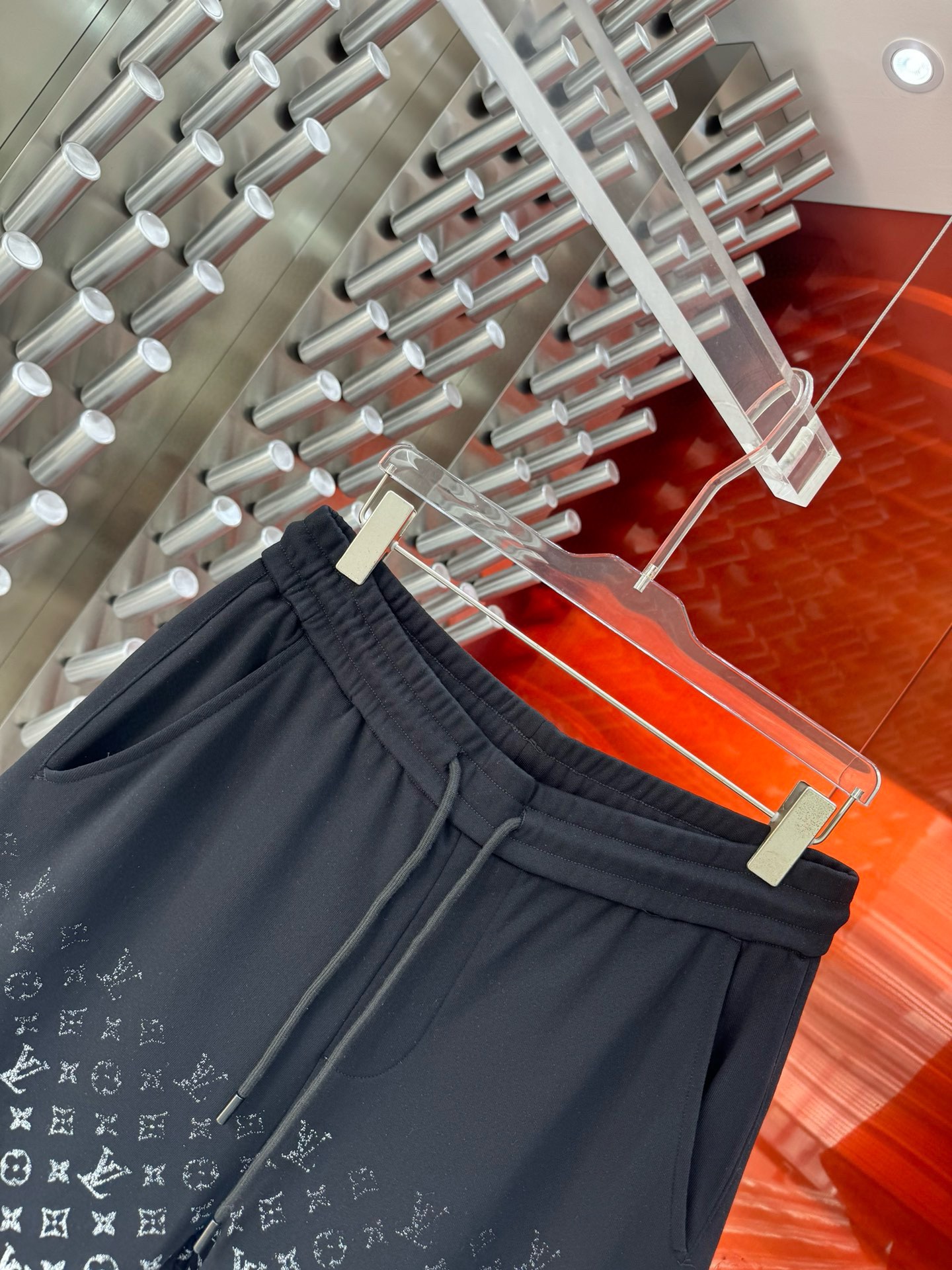 LV Louis Vuitton 2024s T-Shirt Collection: Fine Embroidery, Gender-Neutral, High-Quality Cotton - 图片 3