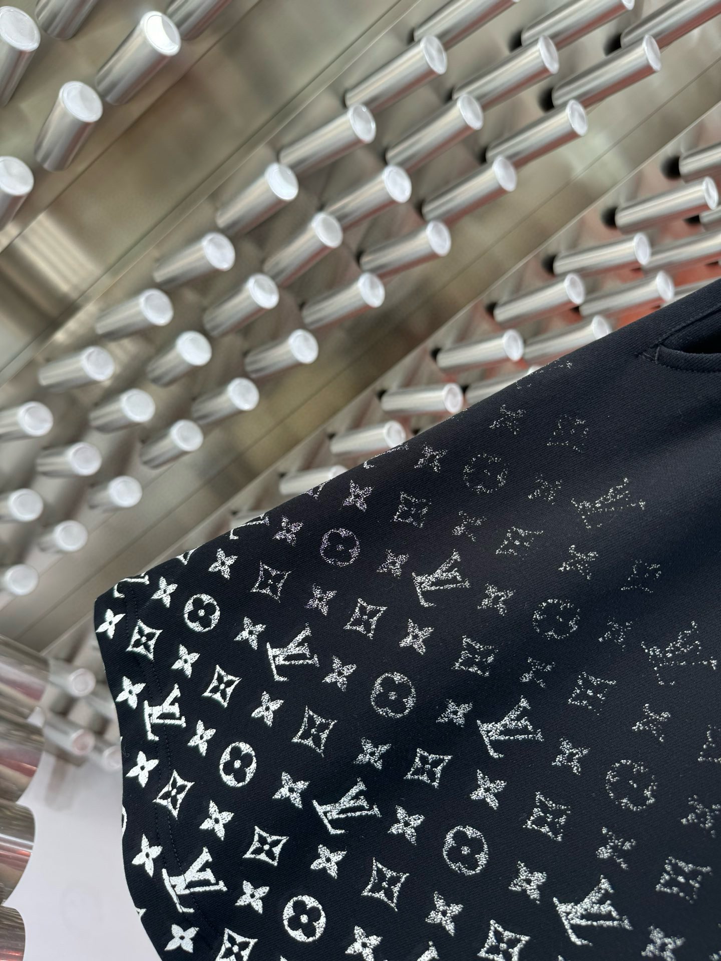 LV Louis Vuitton 2024s T-Shirt Collection: Fine Embroidery, Gender-Neutral, High-Quality Cotton - 图片 6