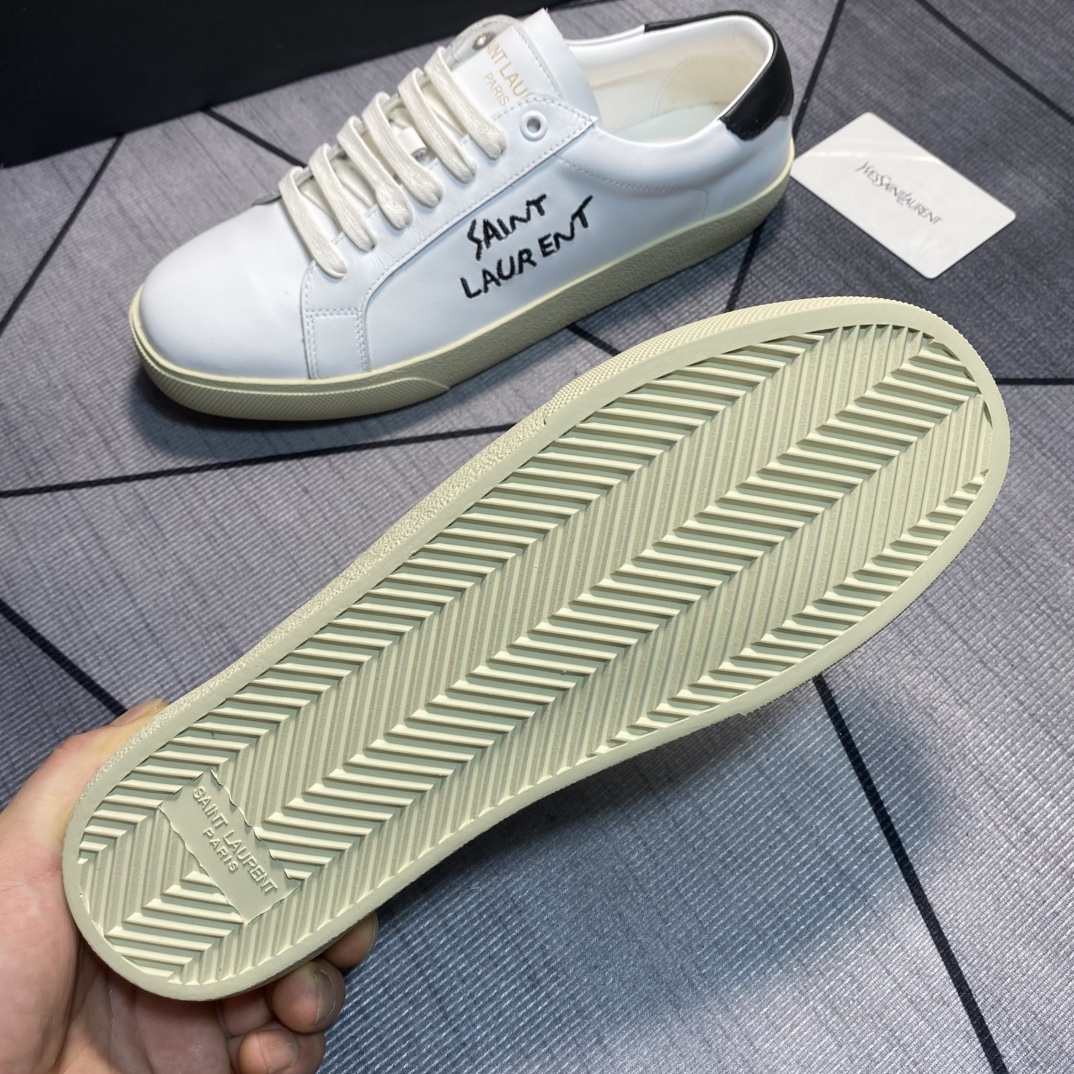 Yves Saint Laurent Leather Sneakers – Classic Style, Premium Quality 10 i1750009658 3249 8