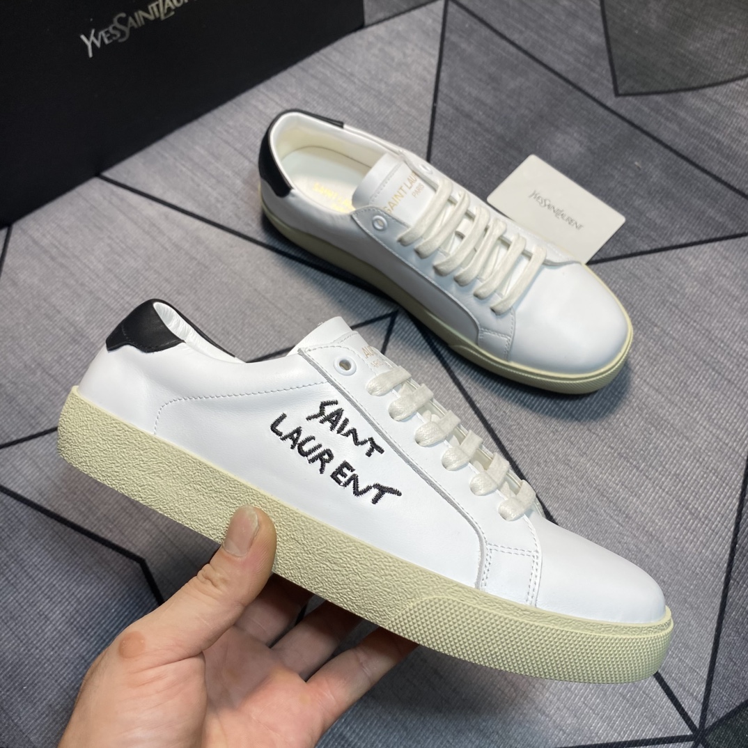 Yves Saint Laurent Leather Sneakers – Classic Style, Premium Quality 9 i1750009658 8330 7