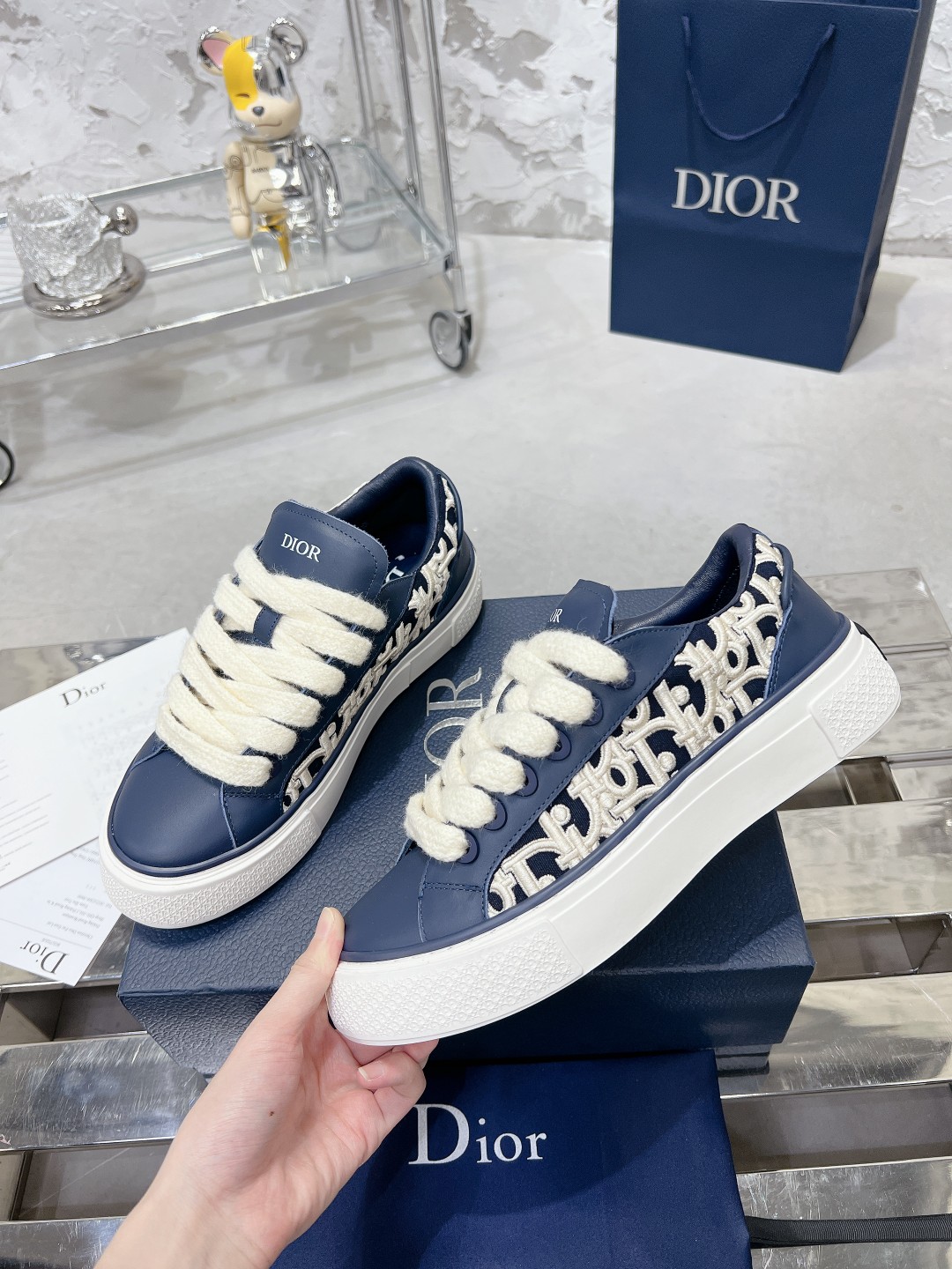 Dior B33 Series Unisex Casual Sneakers in Gray Leather with CD Diamond 5 a1698336331136 7822