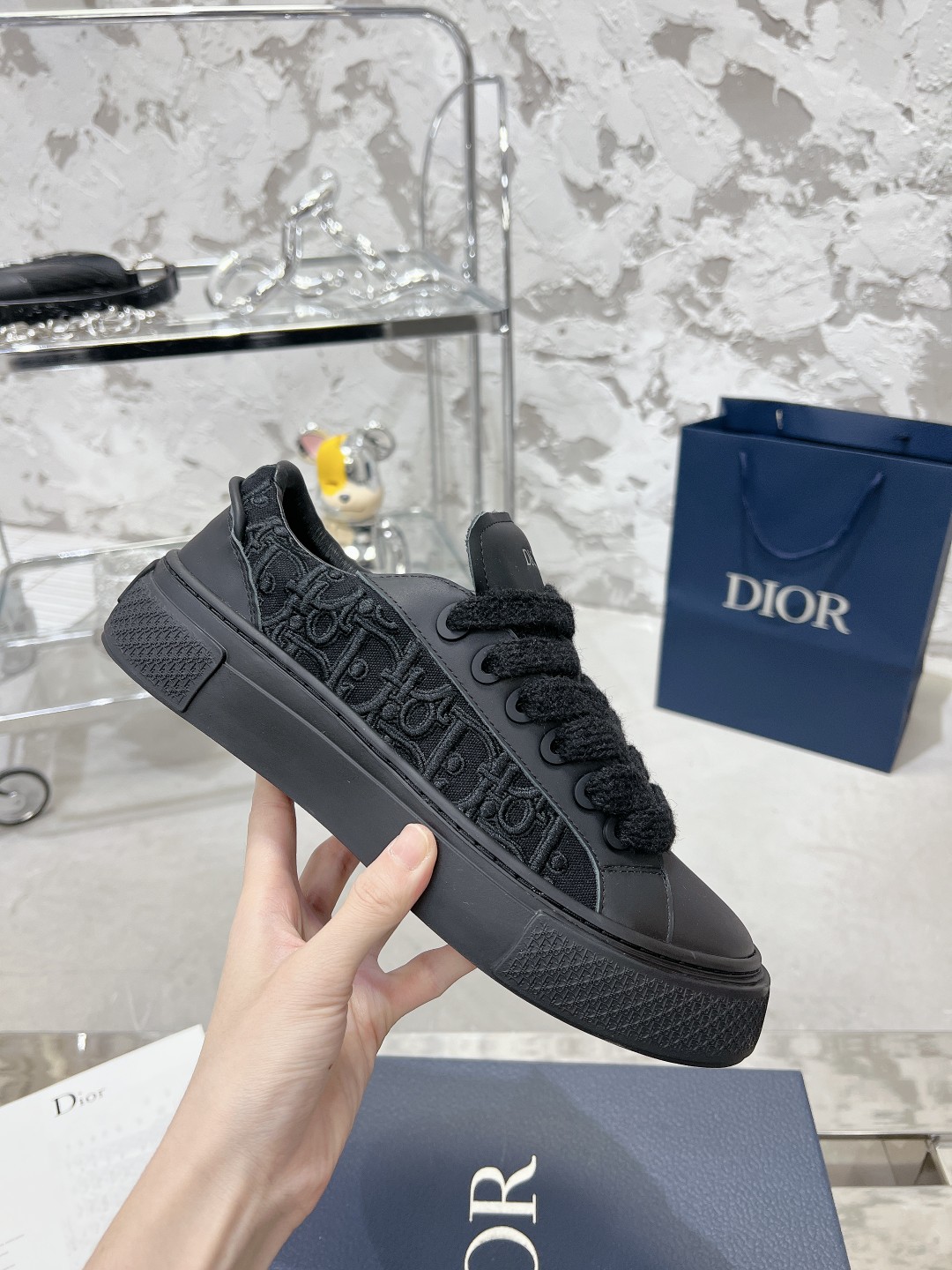 Dior B33 Series Unisex Casual Sneakers in Gray Leather with CD Diamond Canvas 5 a1698336363740 4108