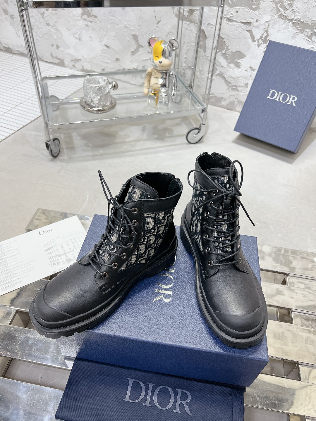 Dior Botas cortas Piel de vaca Cuero Caucho Colección otoño – invierno