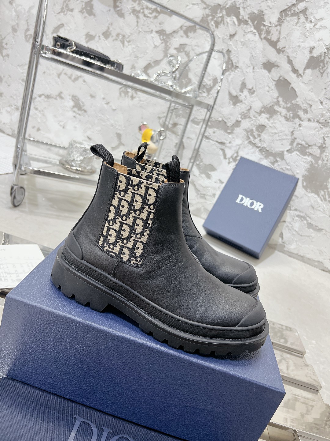 Dior Botas cortas Piel de vaca Cuero Caucho Colección otoño – invierno