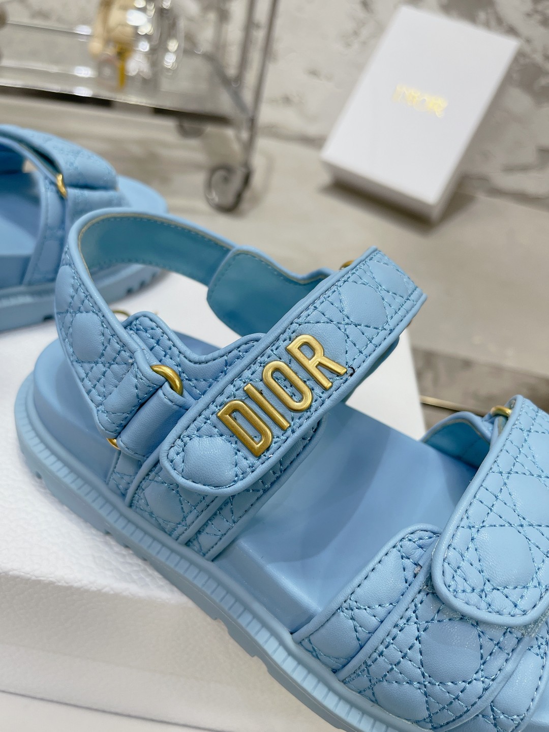 DIOR混種羊皮DiorAct涼鞋 - 軽量で快適なデザイン