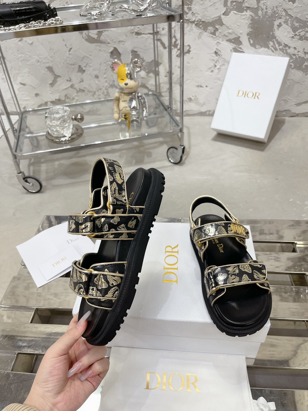 DIOR混種羊皮DiorAct凉鞋 - 軽量で快適なファッションサンダル