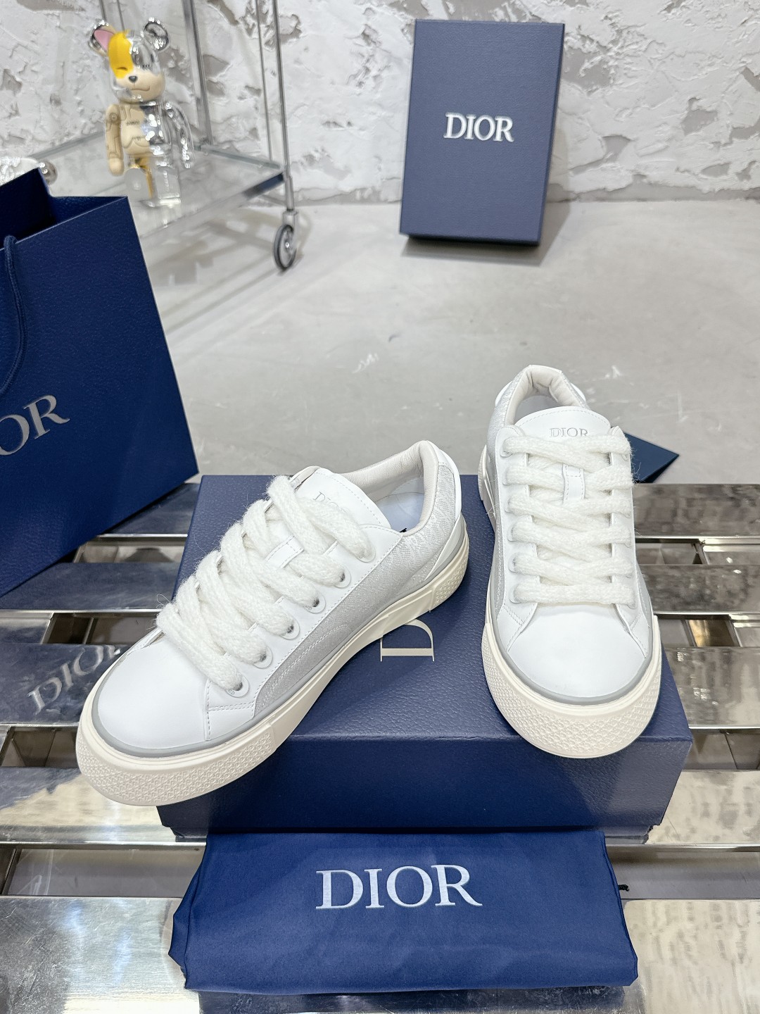 Dior B33 Series Sneakers - Grey Leather with CD Diamond Canvas Inlays 9 a1728937965675 3812