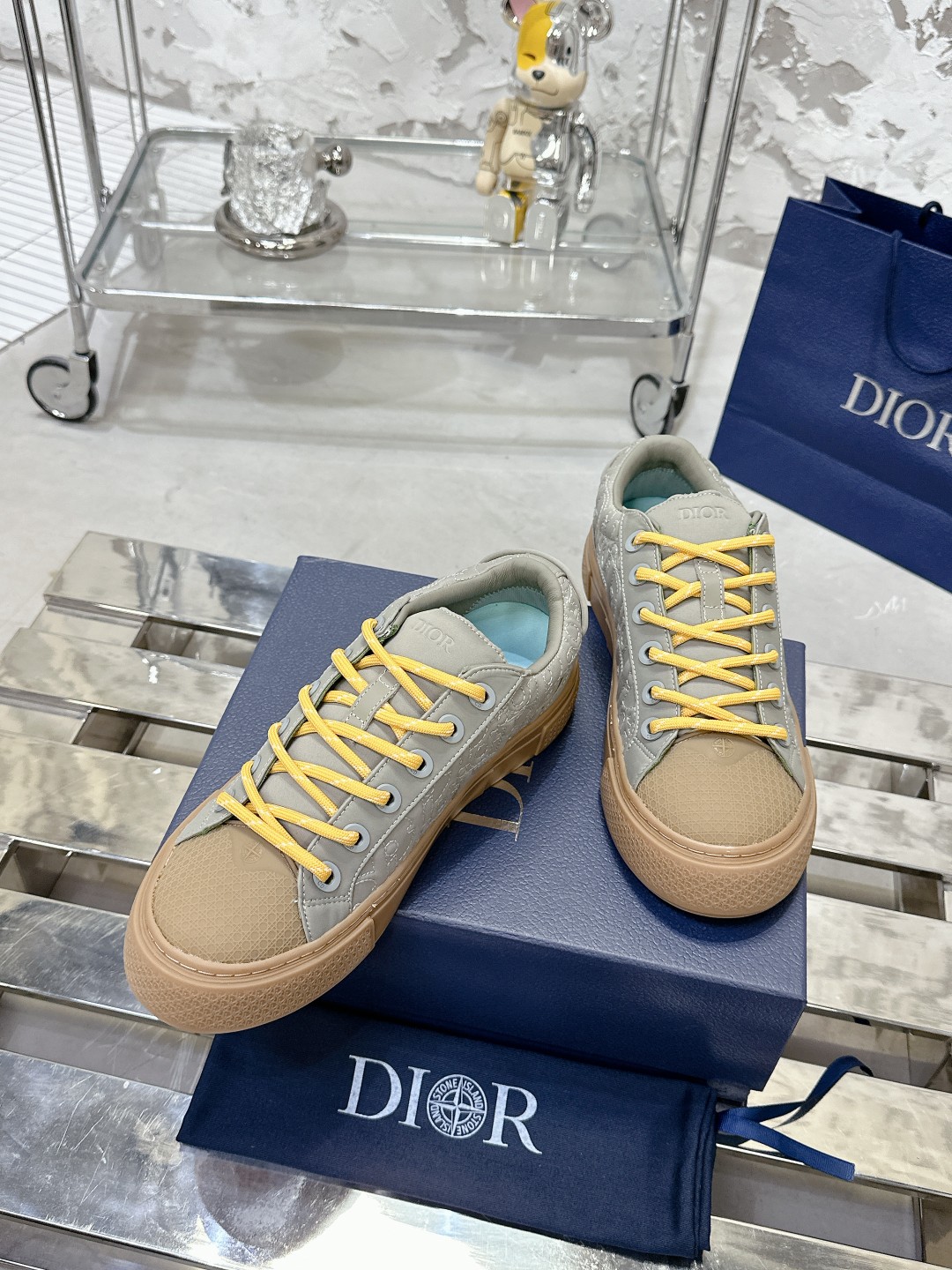 Dior B33 Oblique Jacquard Sneaker, Limited Edition, Unisex, Comfort & Style 4 a1729465867441 6251