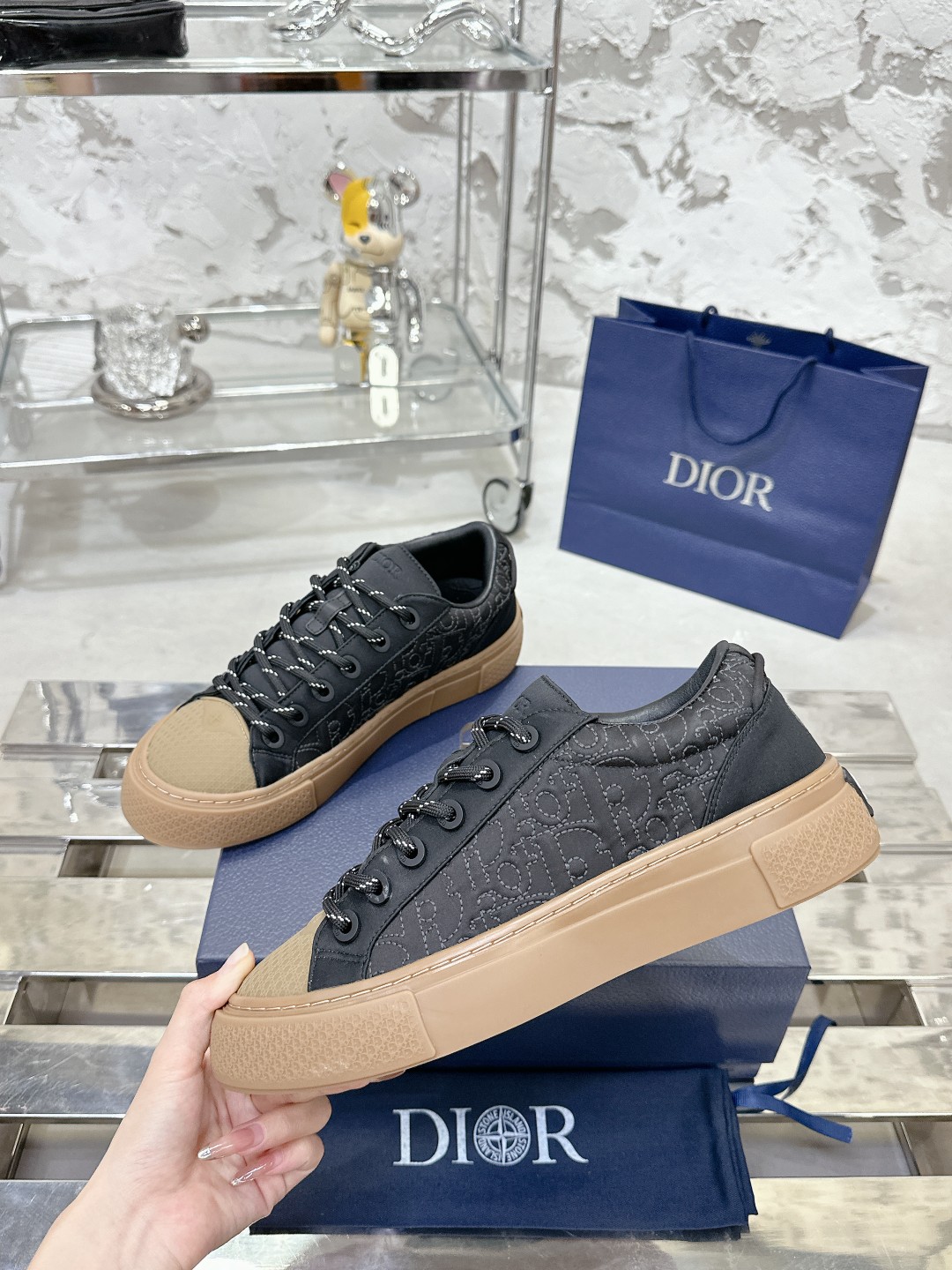 Dior B33 Oblique Jacquard Sneakers - Limited Edition Snake Year Style 3 a1729465882981 1361