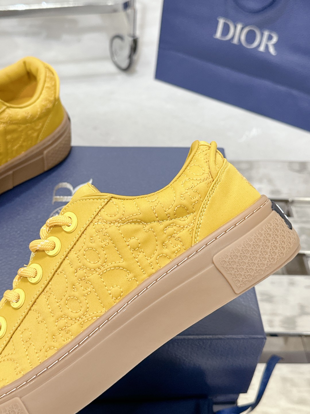 Dior B33 Yellow Oblique Jacquard Sneaker - Limited Edition, Couple Style 7 a1729465899561 6626