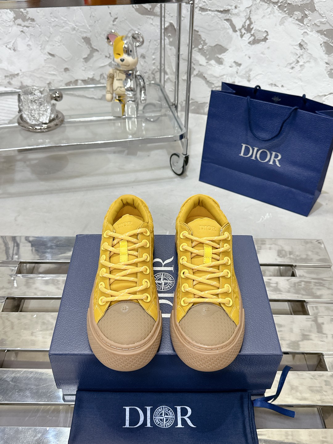 Dior B33 Yellow Oblique Jacquard Sneaker - Limited Edition, Couple Style 6 a1729465899749 8137