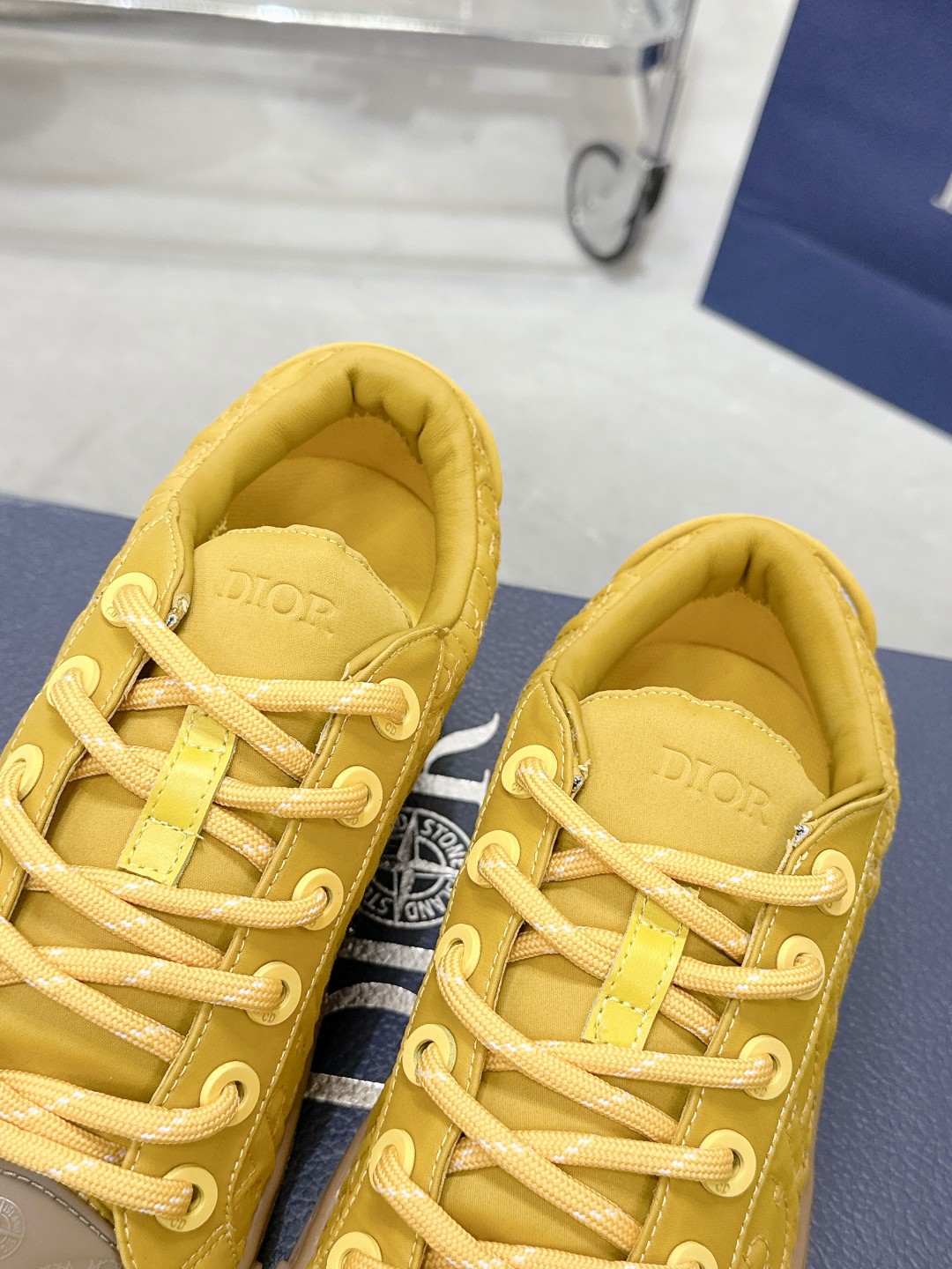 Dior B33 Yellow Oblique Jacquard Sneaker - Limited Edition, Couple Style 9 a1729465900647 7707
