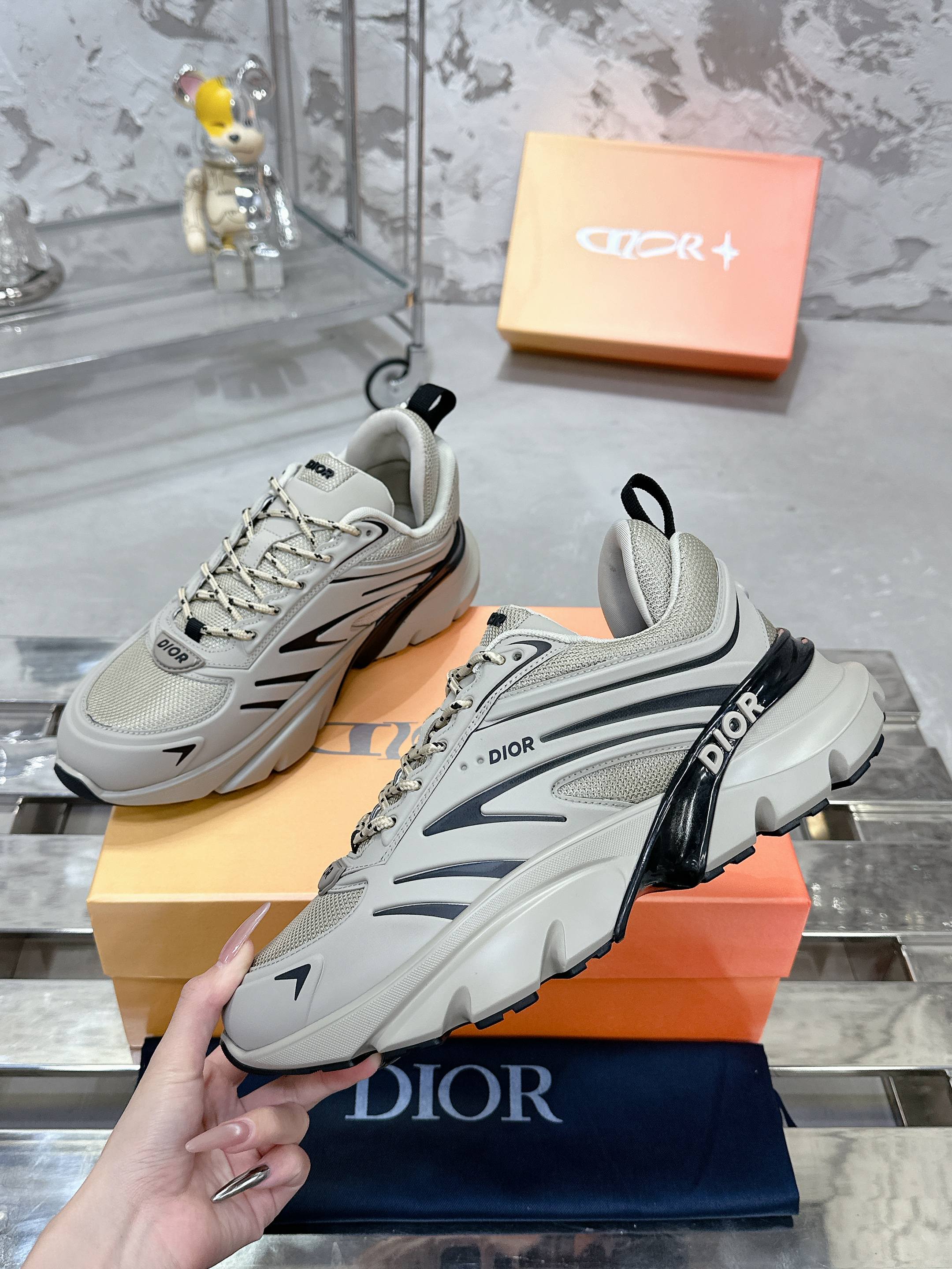 Dior B44 Blade シリーズ カップル スポーツシューズ 厚底デザイン