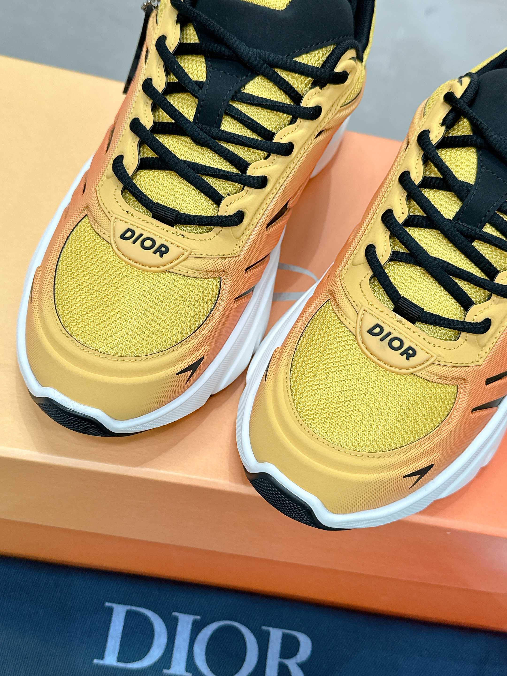 Dior B44 Bladeシリーズ カップル厚底スニーカー