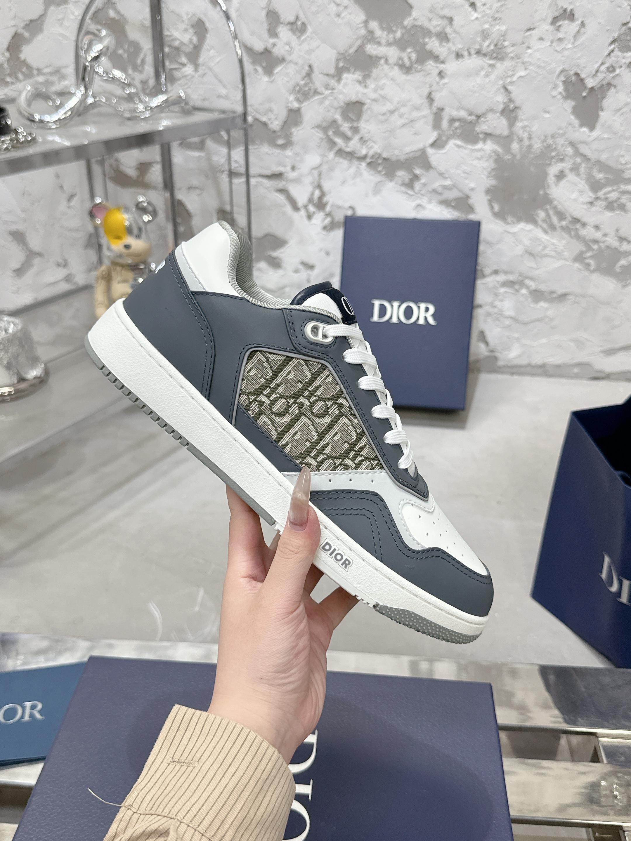 Dior B27シリーズ カップル向け 老花 石頭纹 休闲 スニーカー